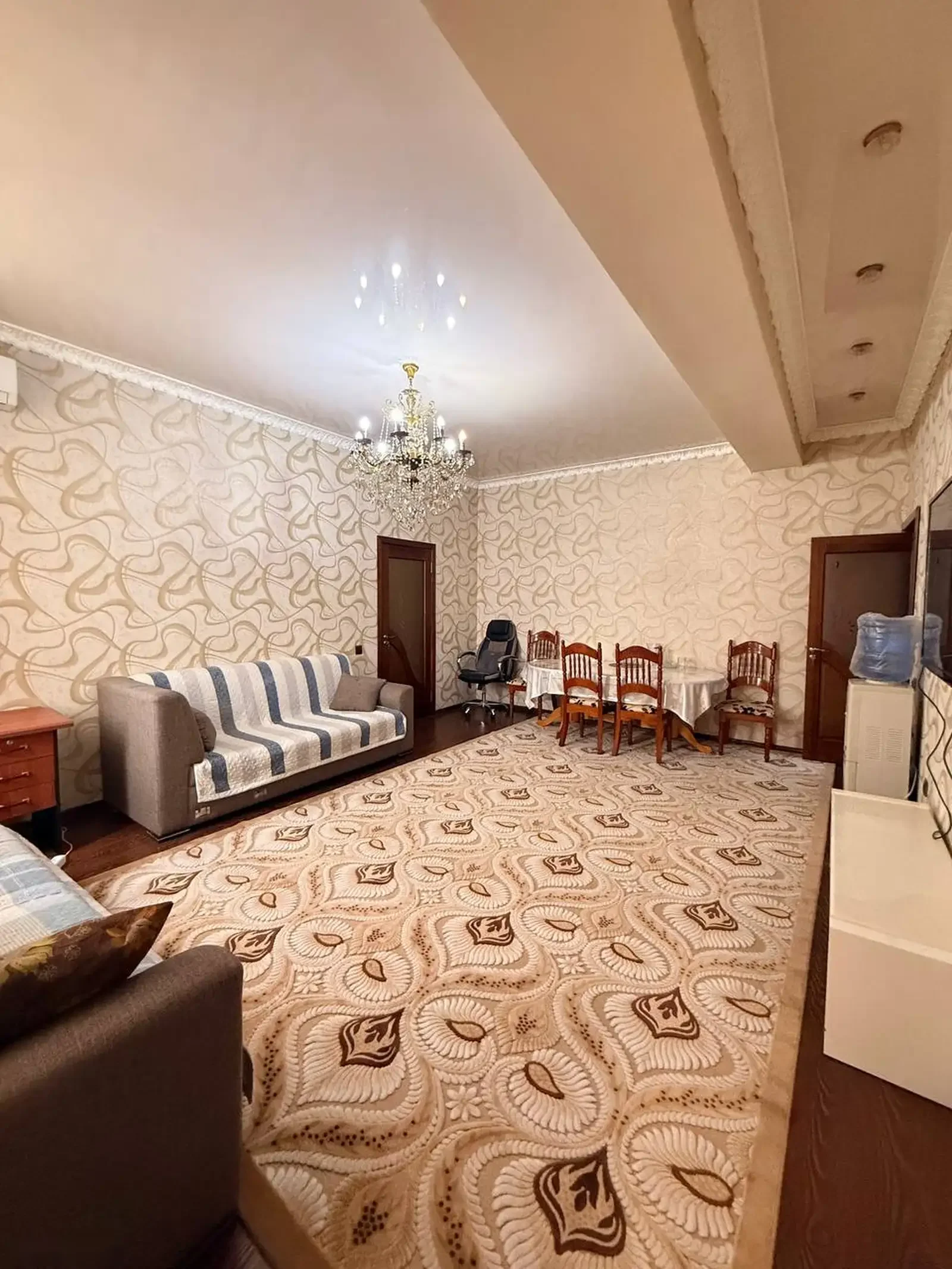 2-комн. квартира, 13 этаж, 59м², Исмоили Сомони Домпечат Швили — фото 4
