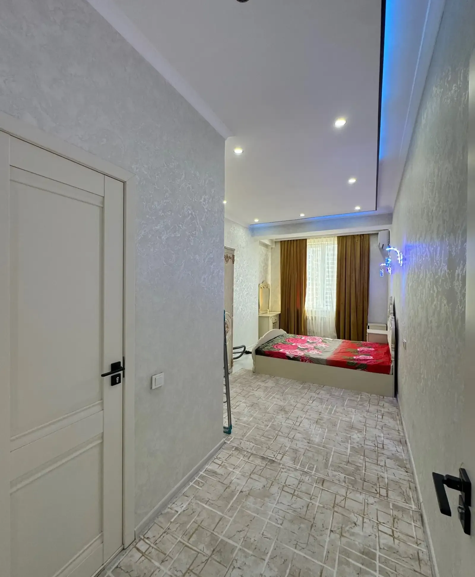 3-комн. квартира, 14 этаж, 106 м², эстакада 82мкр