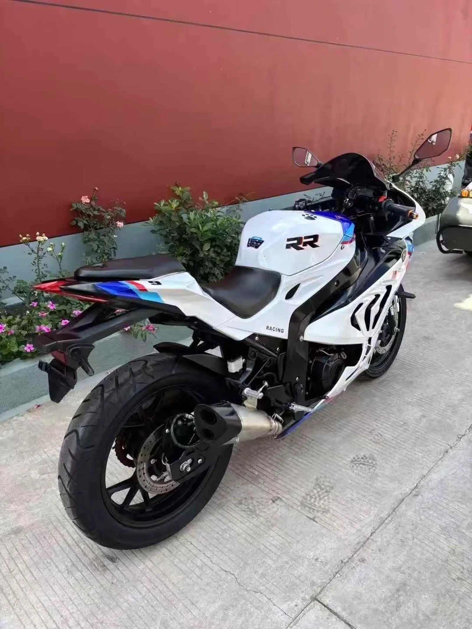 Мотоцикл BMW250RR — фото 4