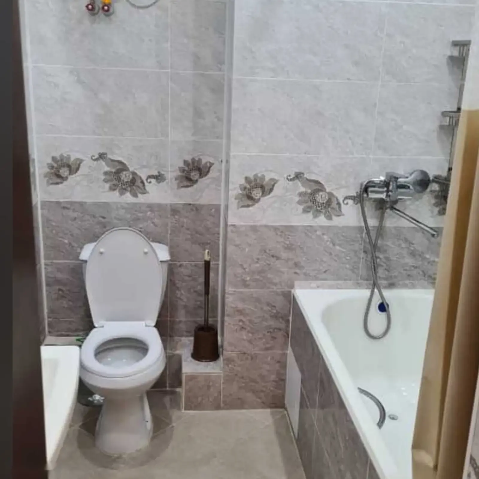 2-комн. квартира, 5 этаж, 82м², цирк — фото 6