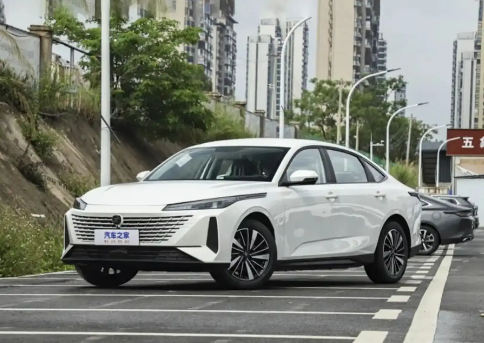 Changan Eado,