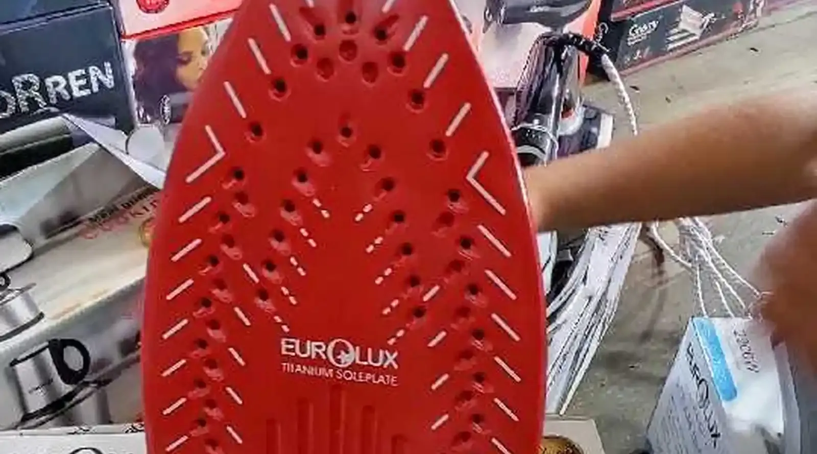 Утюг Eurolux