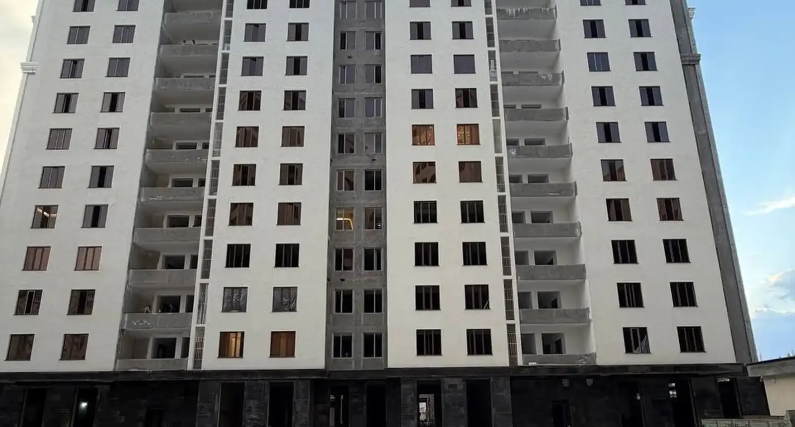 2-комн. квартира, 3 этаж, 52 м², Сино