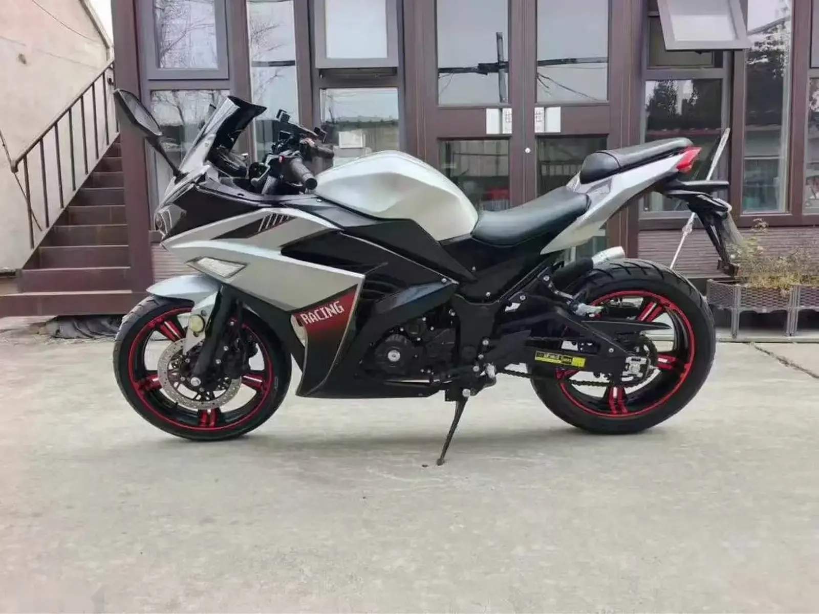 Мотоцикл Racing 400 cc v6 — фото 2