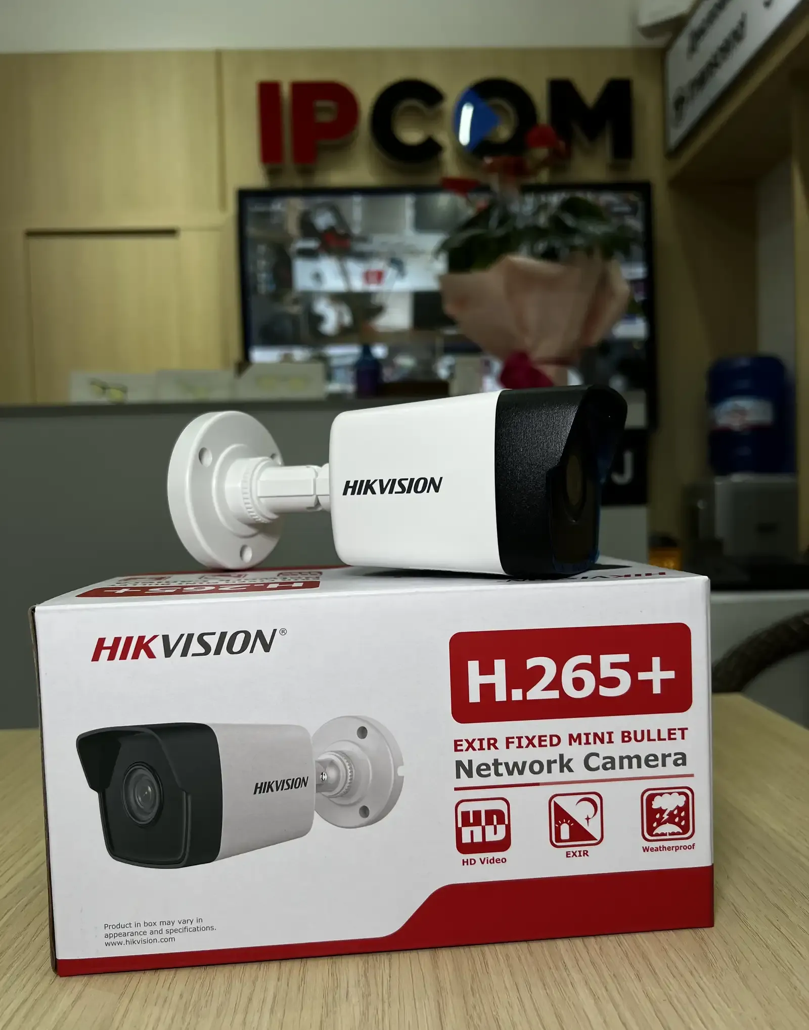 Камера наружная IP Hikivision DS-2CD1043G0-I2,8mmO-STD