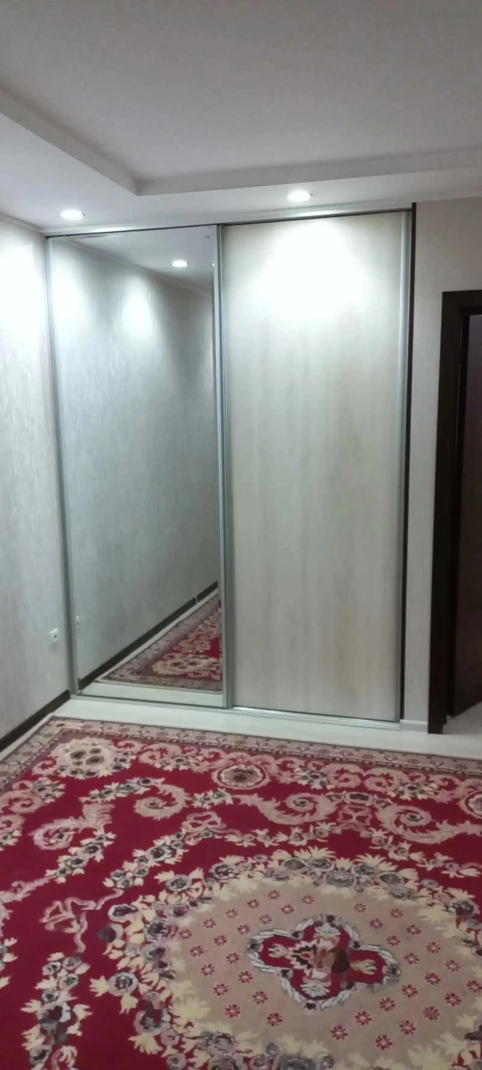 2-комн. квартира, 2 этаж, 58м², Шохмансур (зелёный бозор пеши Вална)