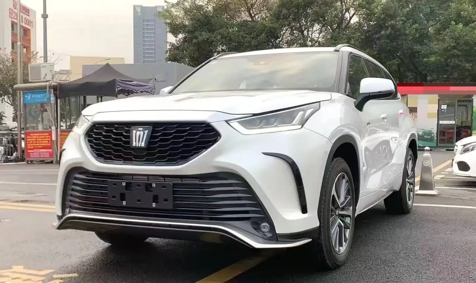 Toyota Crown, 2025