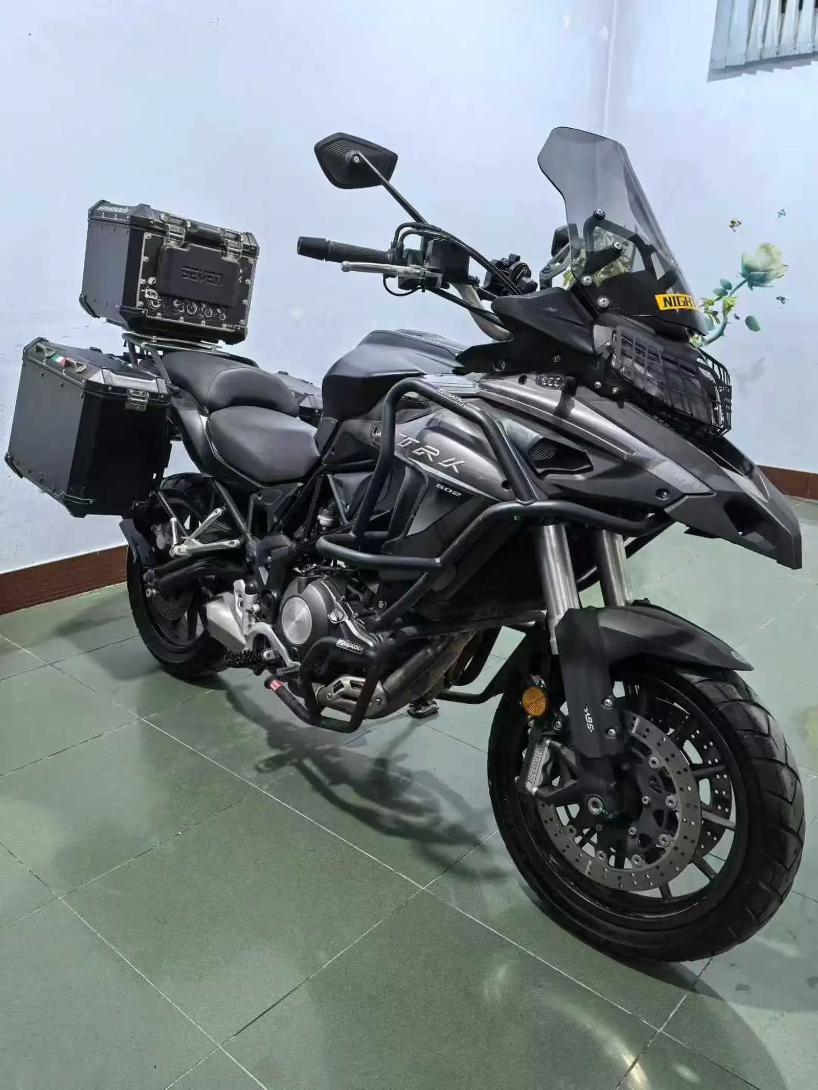 Мотоцикл Benelli TRX 502 — фото 5