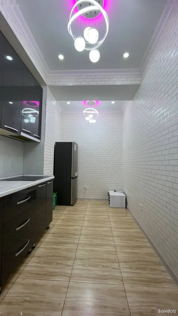 2-комн. квартира, 15 этаж, 70м², сино