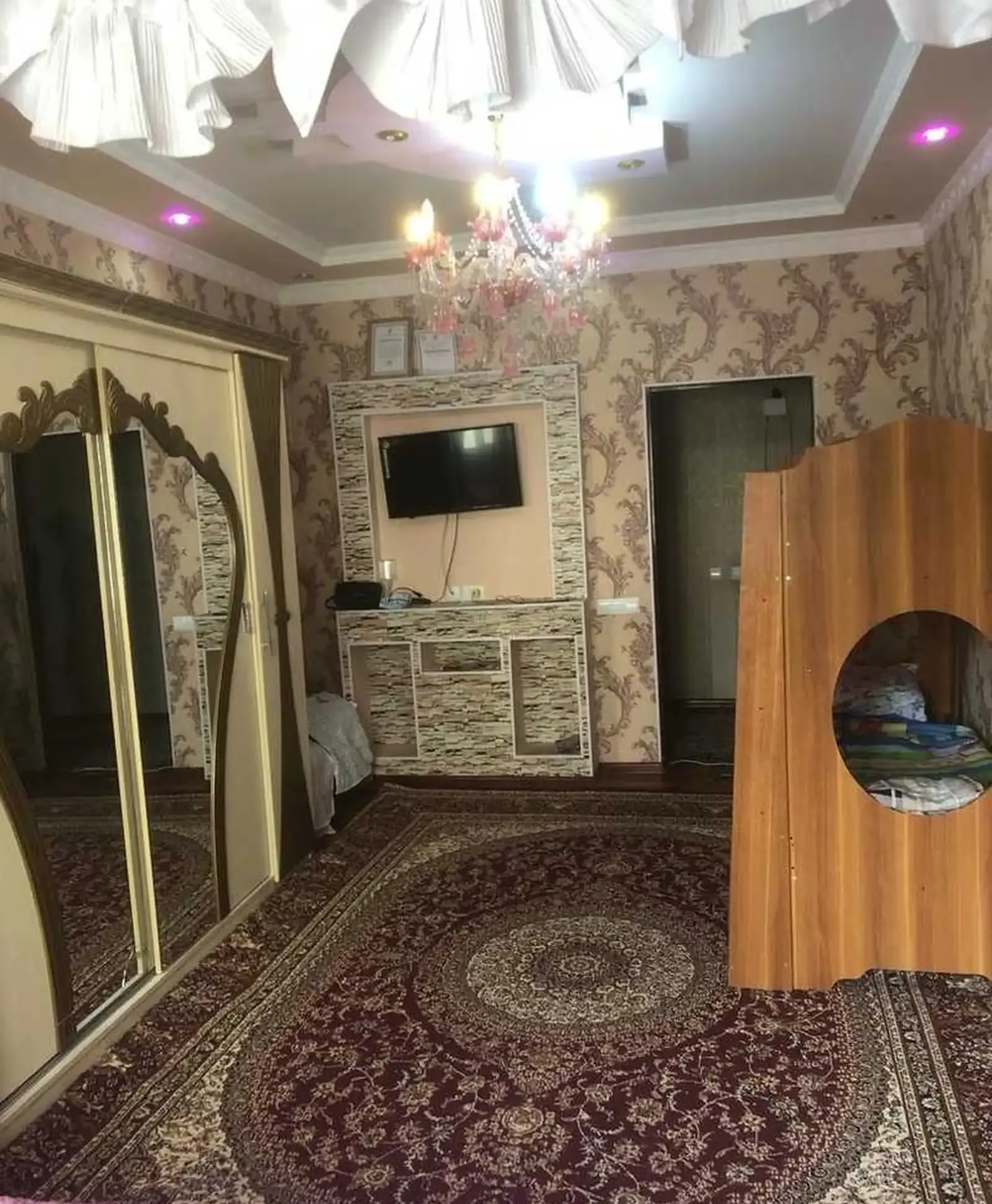 3-комн. квартира, 2 этаж, 100м², Н.Шоҳмансур. 9 км