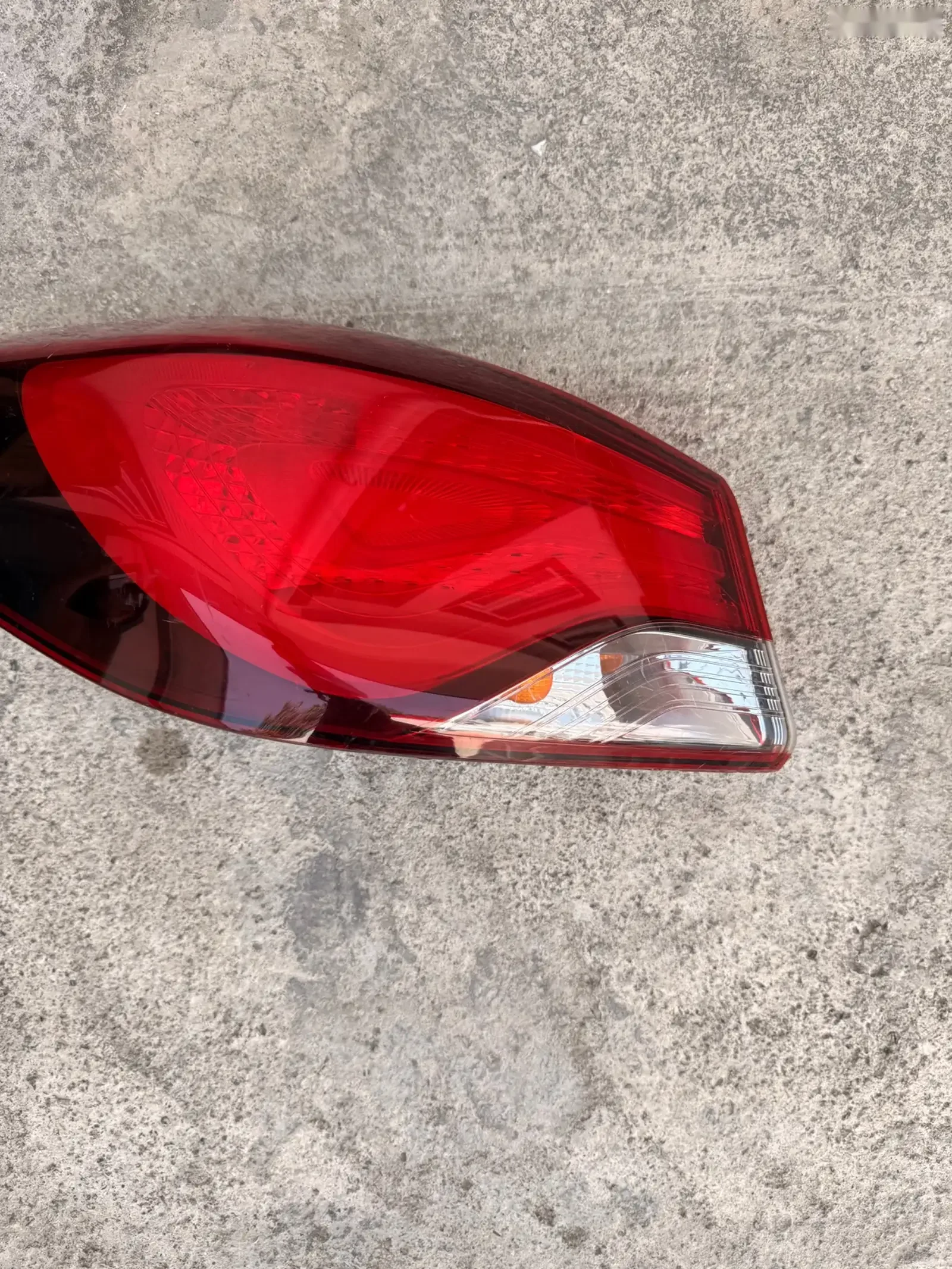Задний стоп фонарь Hyundai Avante Md 2011-2015 — фото 2