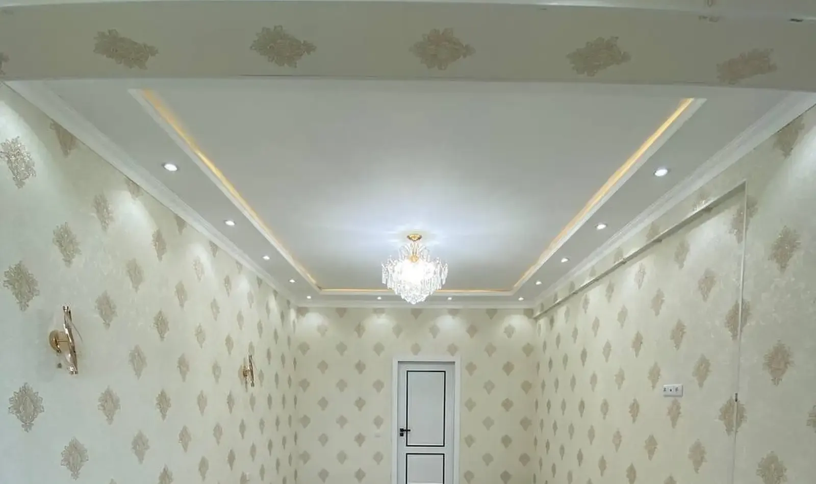 3-комн. квартира, 12 этаж, 99 м², Фирдавси