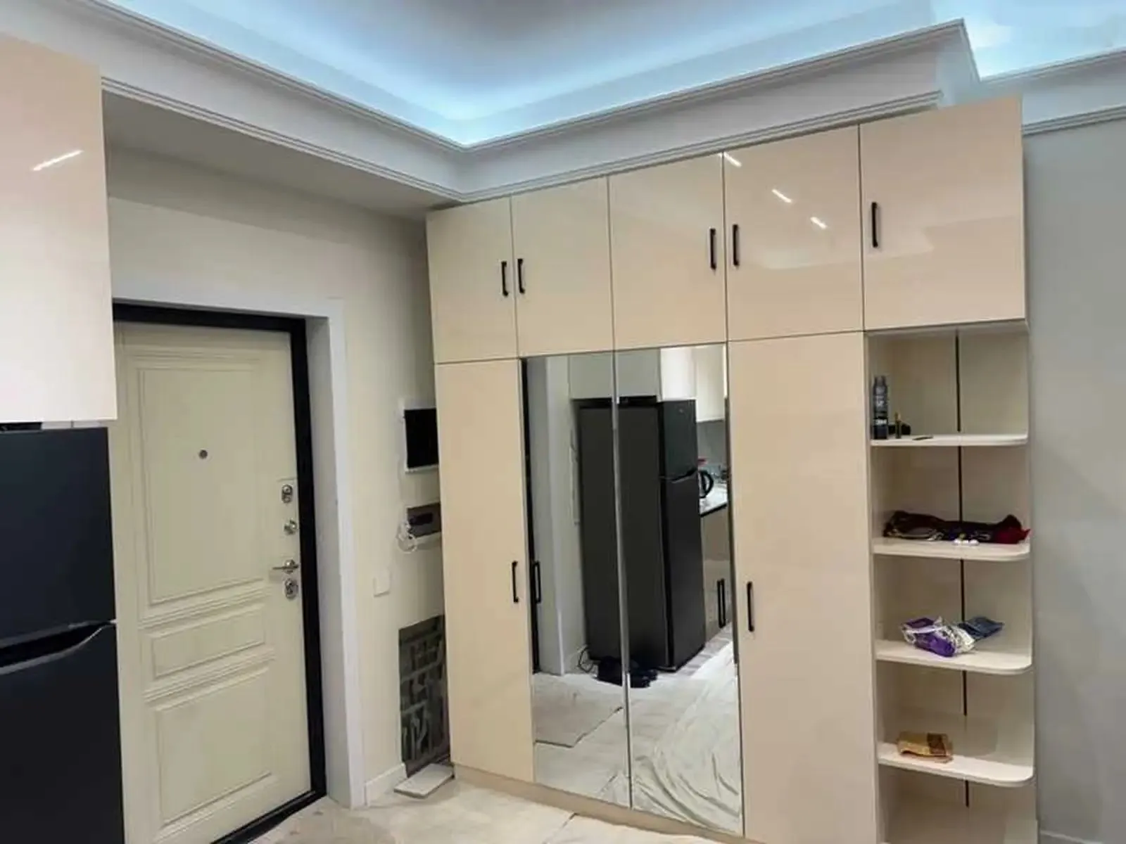 2-комн. квартира, 12 этаж, 68м², Шохмансур