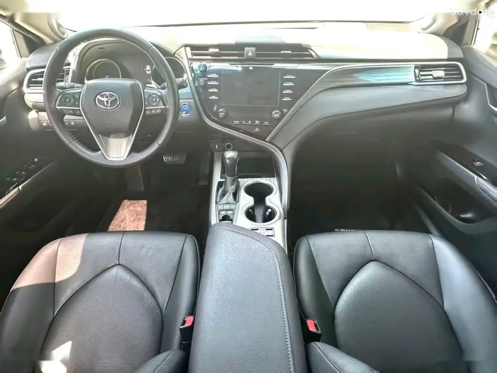 Toyota Camry, 2018