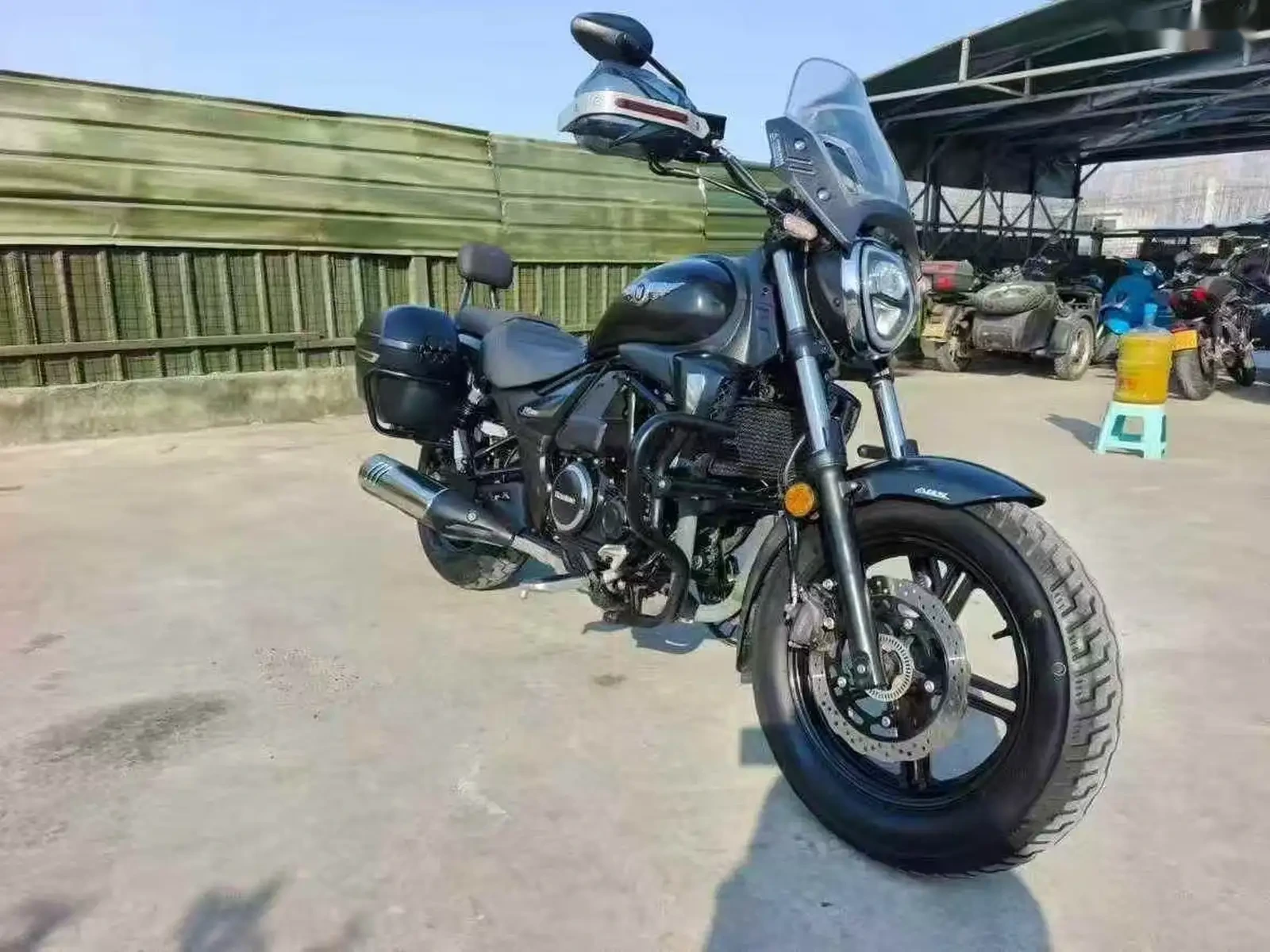 Мотоцикл Harley Davidson — фото 2