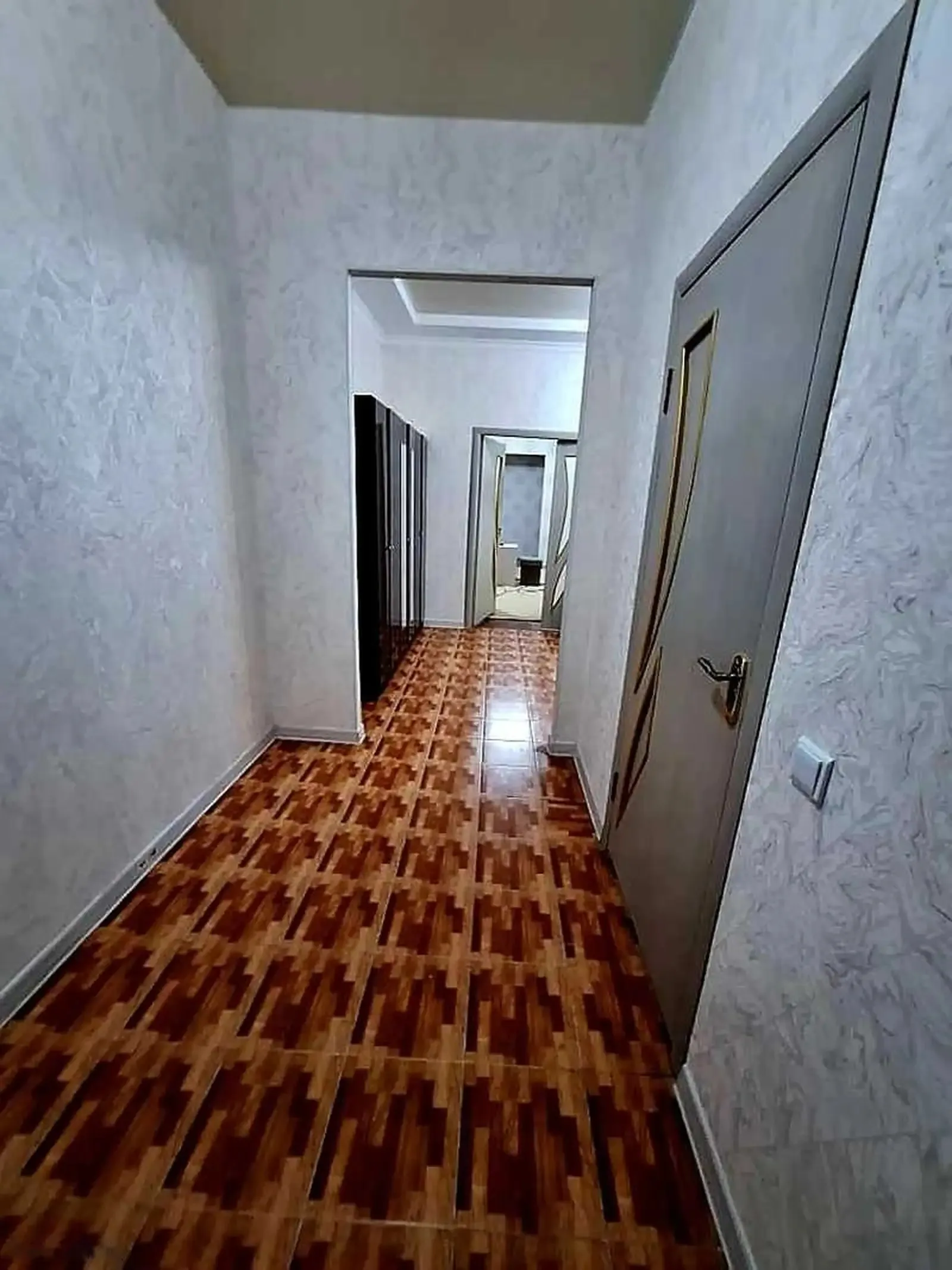 3-комн. квартира, 6 этаж, 95м², Сомони
