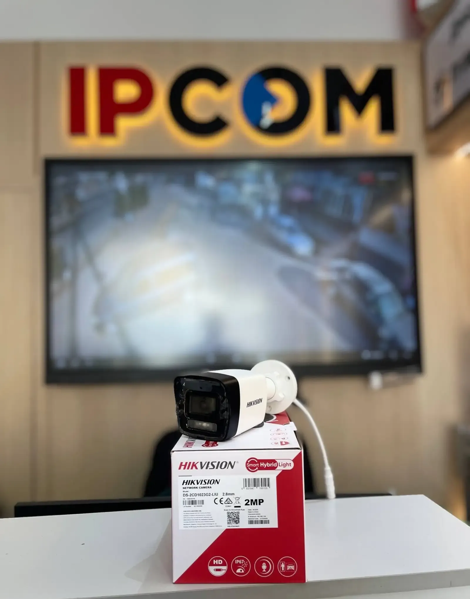 Hikvision DS 2CD1023G2 LIU уличная IP камера Full HD с цветной ночной съёмко