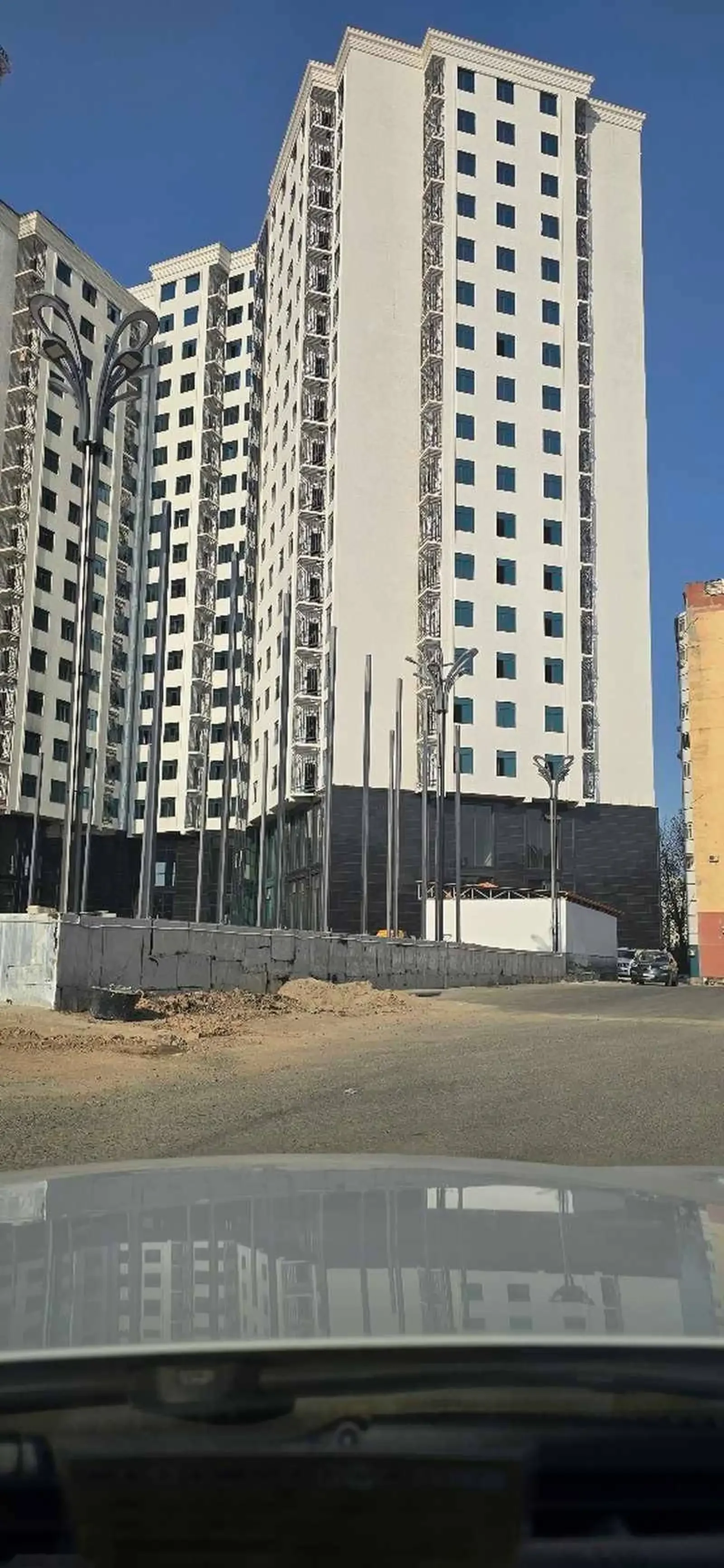 3-комн. квартира, 15 этаж, 120 м², Фирдавси — фото 2