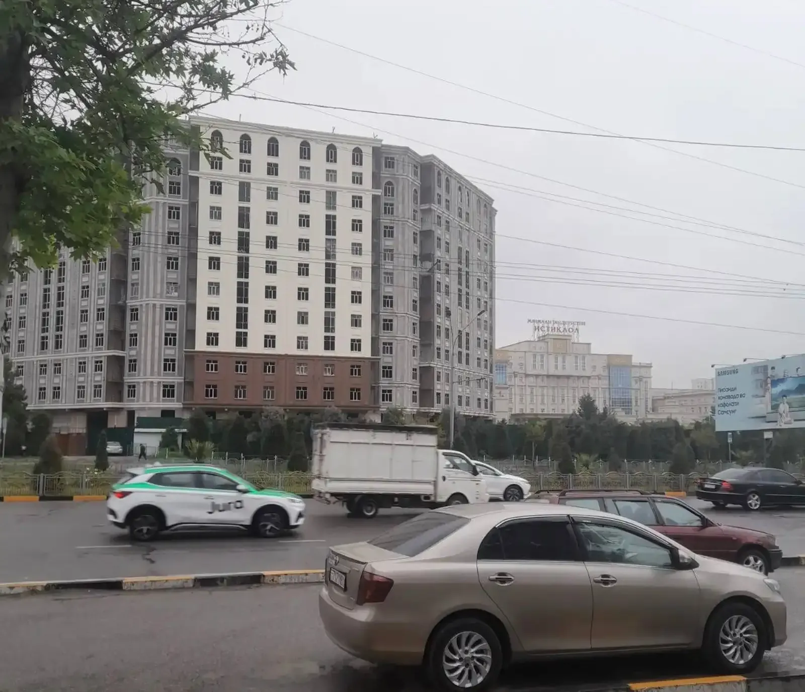 3-комн. квартира, 11 этаж, 75 м², Фирдавсӣ