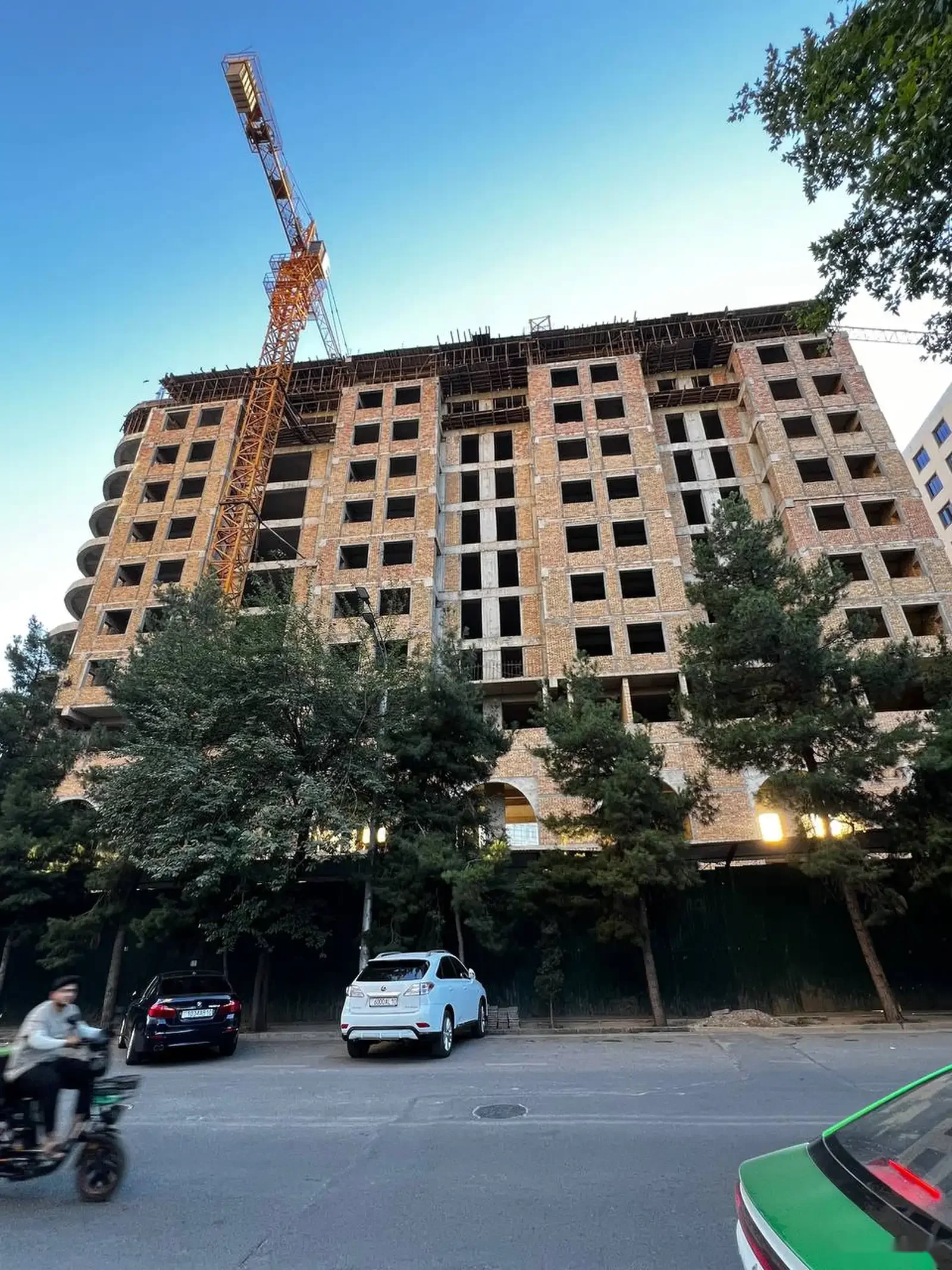 3-комн. квартира, 8 этаж, 172 м², Шохмансур — фото 2
