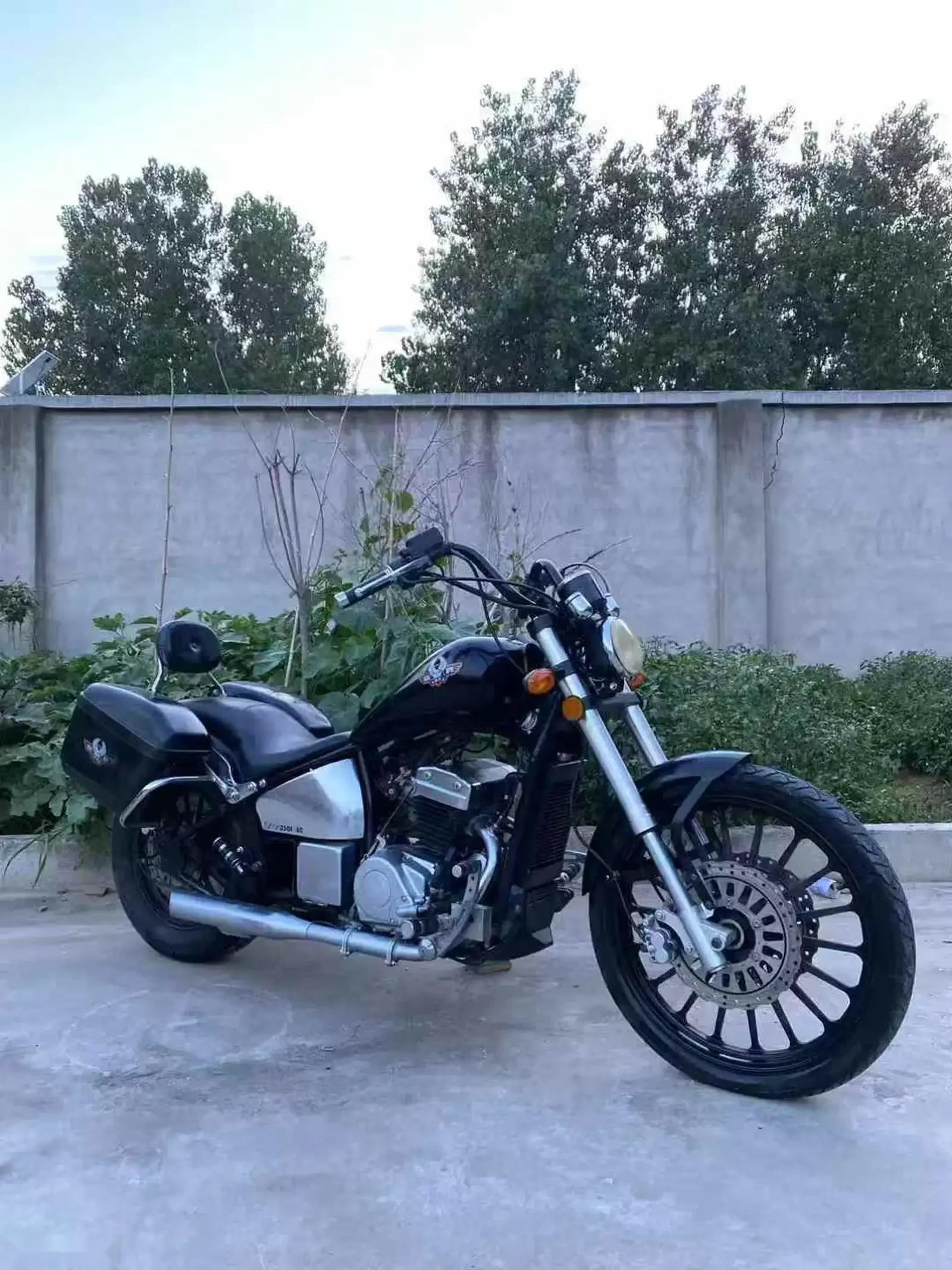 Мотоцикл Harley-Davidson — фото 3