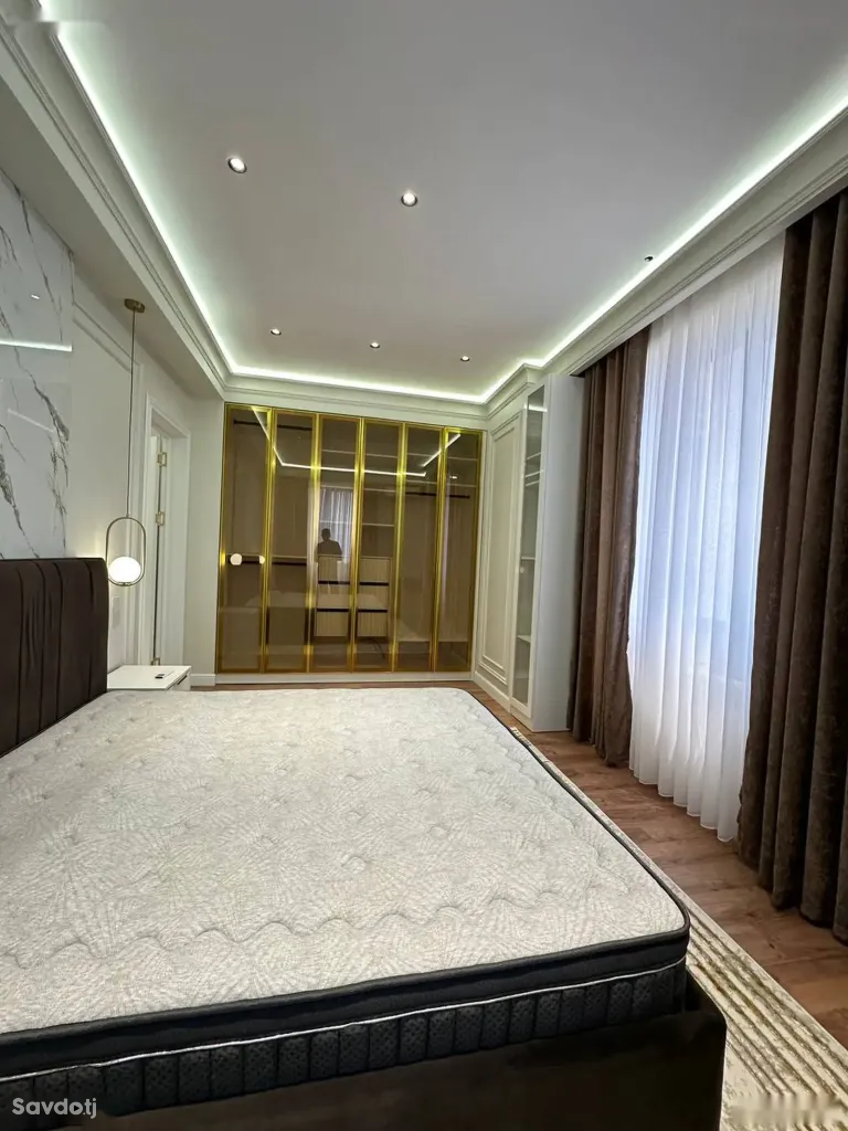 2-комн. квартира, 16 этаж, 83 м², Фирдавси