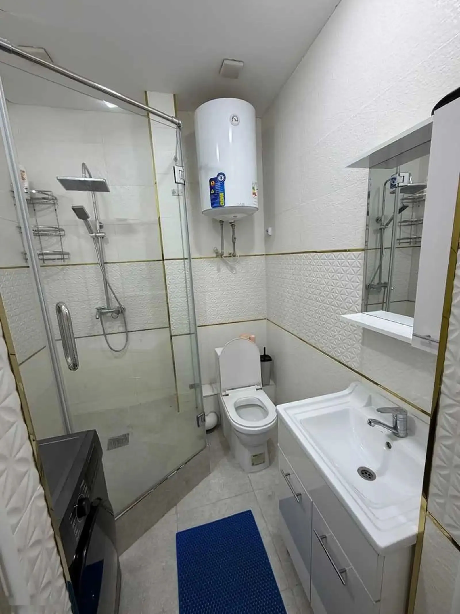 2-комн. квартира, 11 этаж, 70м², Шохмансур