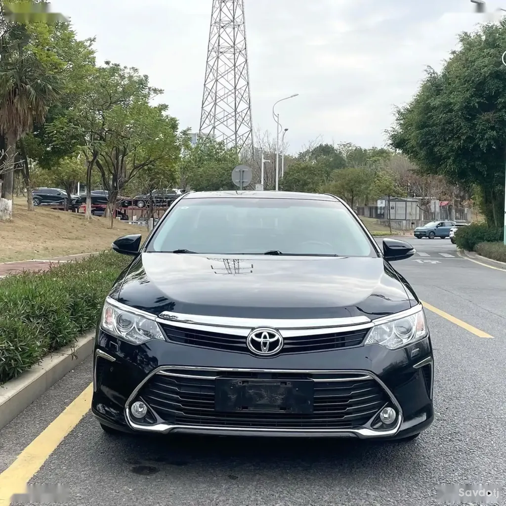 Toyota Camry, 2016