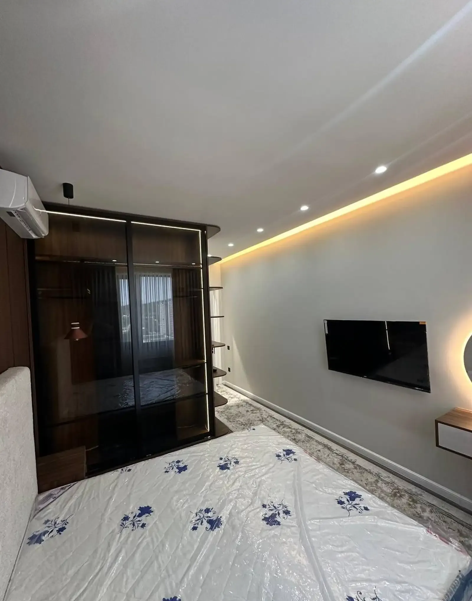 3-комн. квартира, 16 этаж, 95 м², Исмоили Сомони