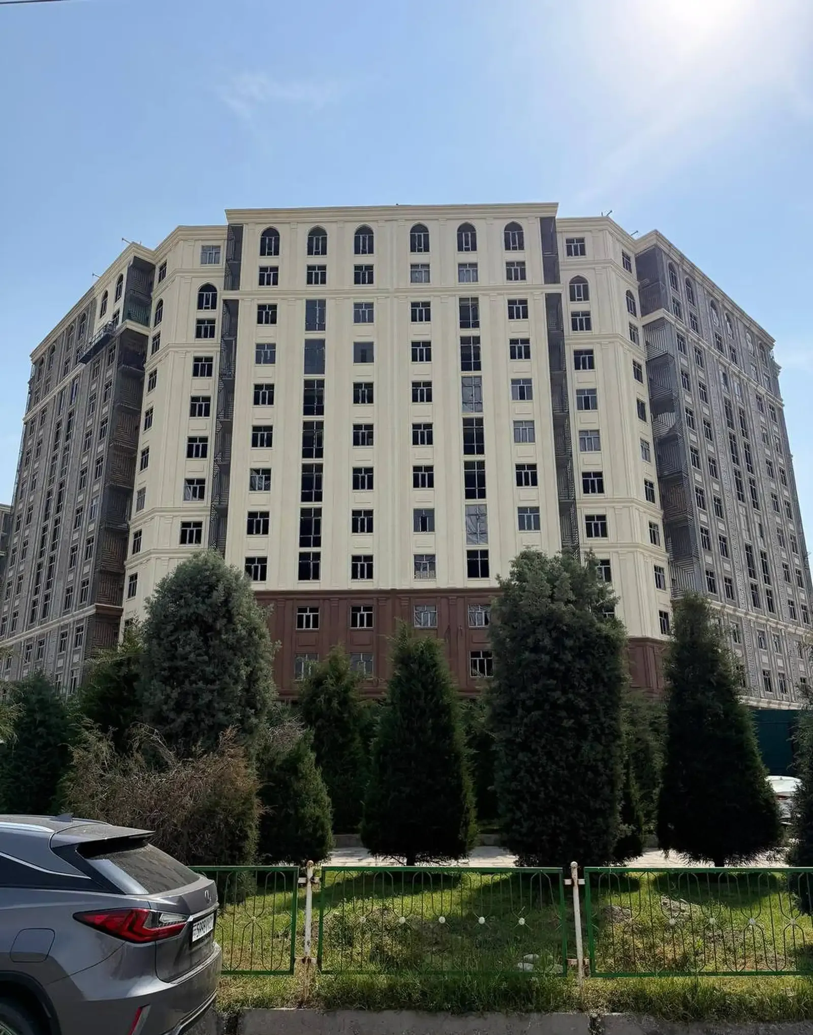3-комн. квартира, 2 этаж, 93 м², Фирдавси