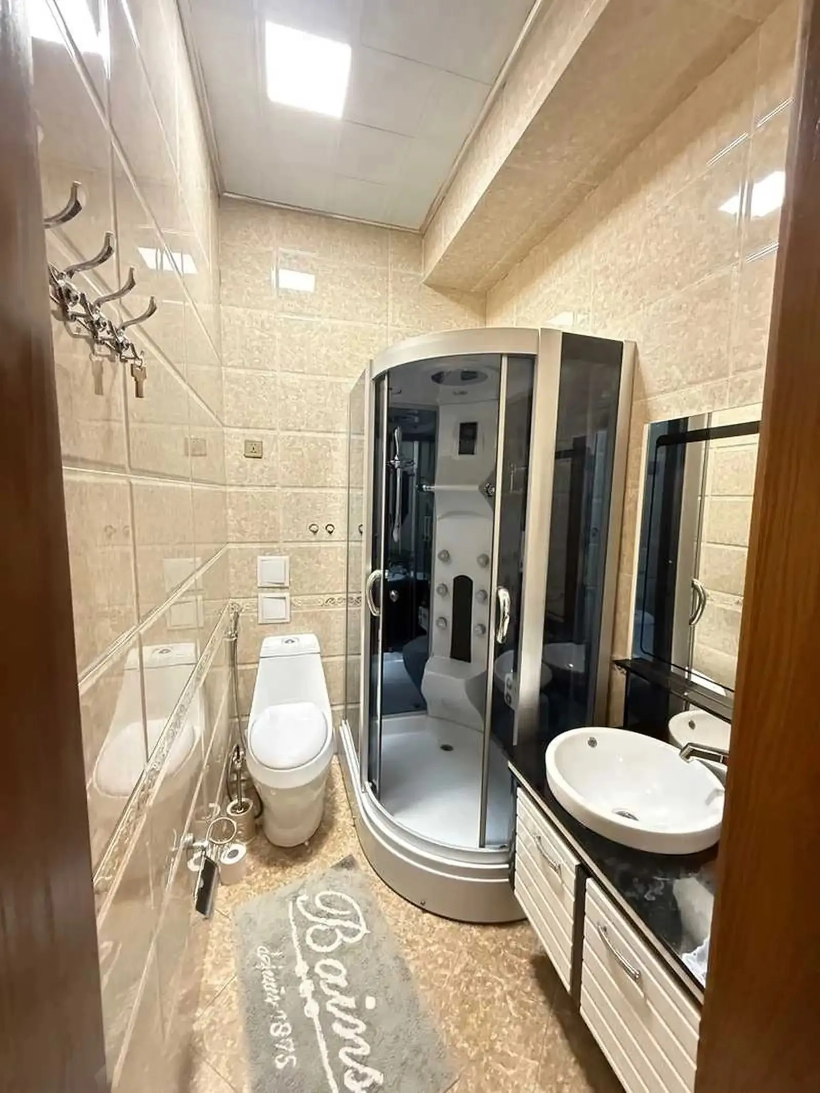 5-комн. квартира, 4 этаж, 260м², И Сомони