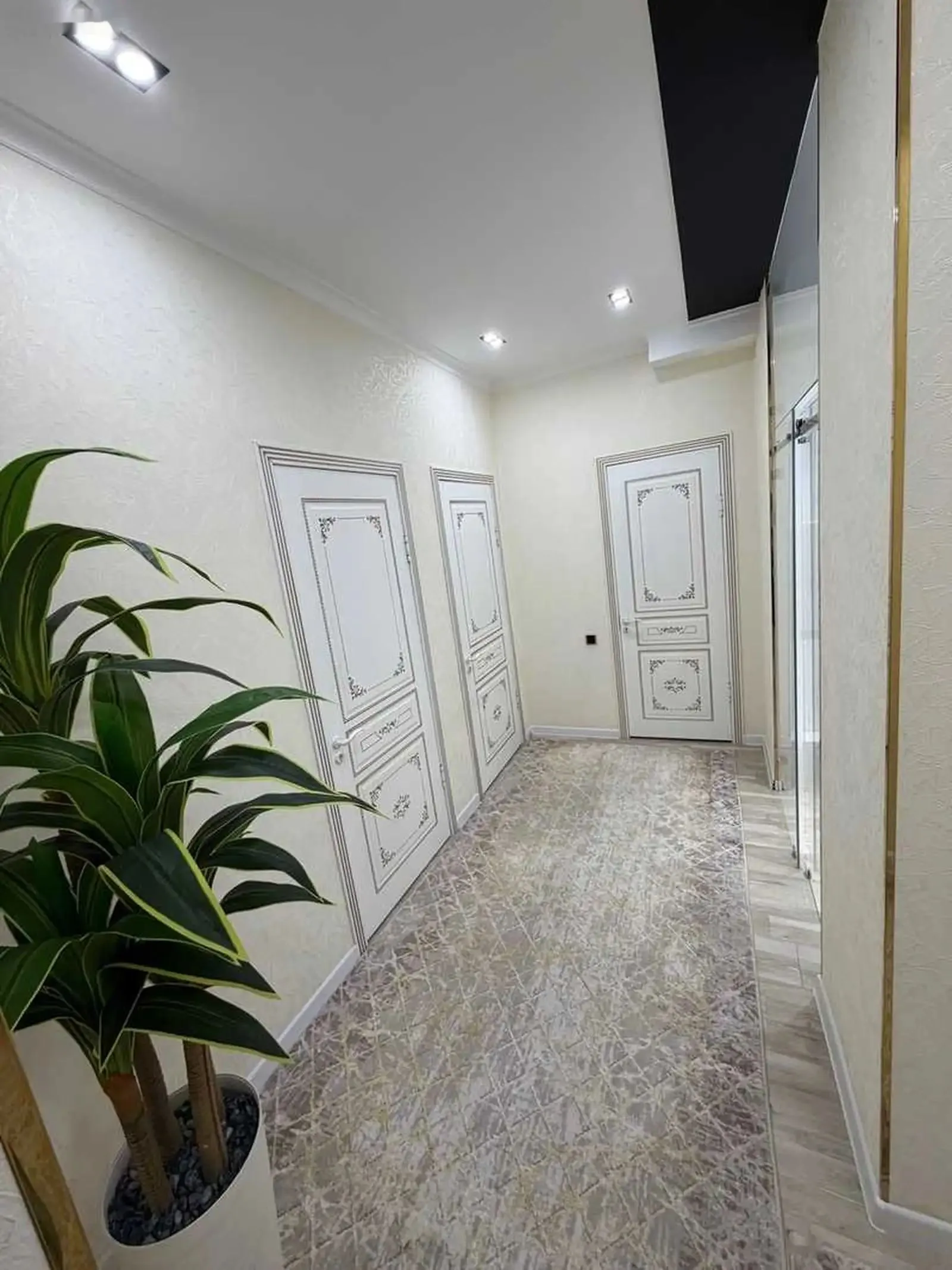 2-комн. квартира, 11 этаж, 70м², Шохмансур