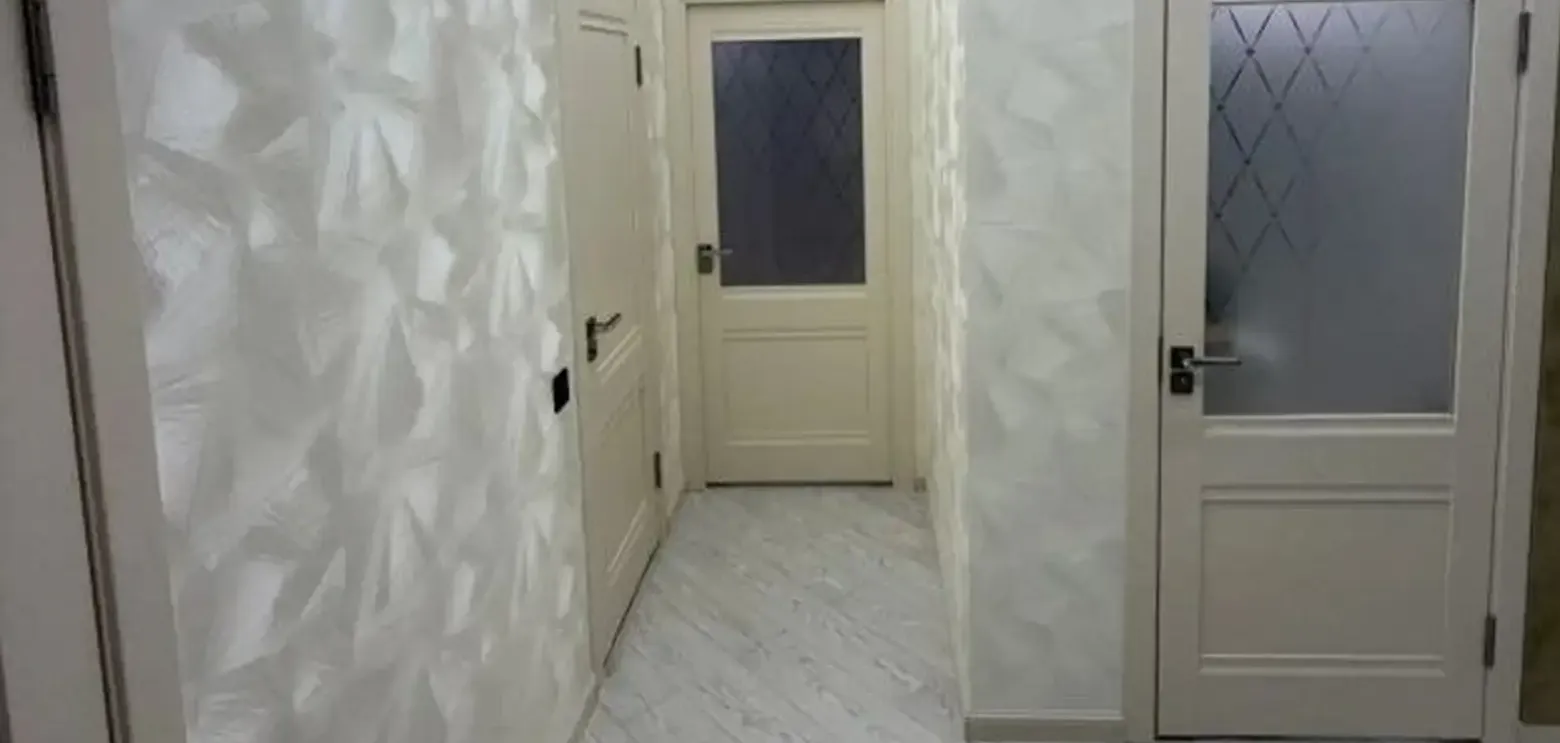 2-комн. квартира, 13 этаж, 68 м², Сино, 102 мкр, ру ба руи роддом