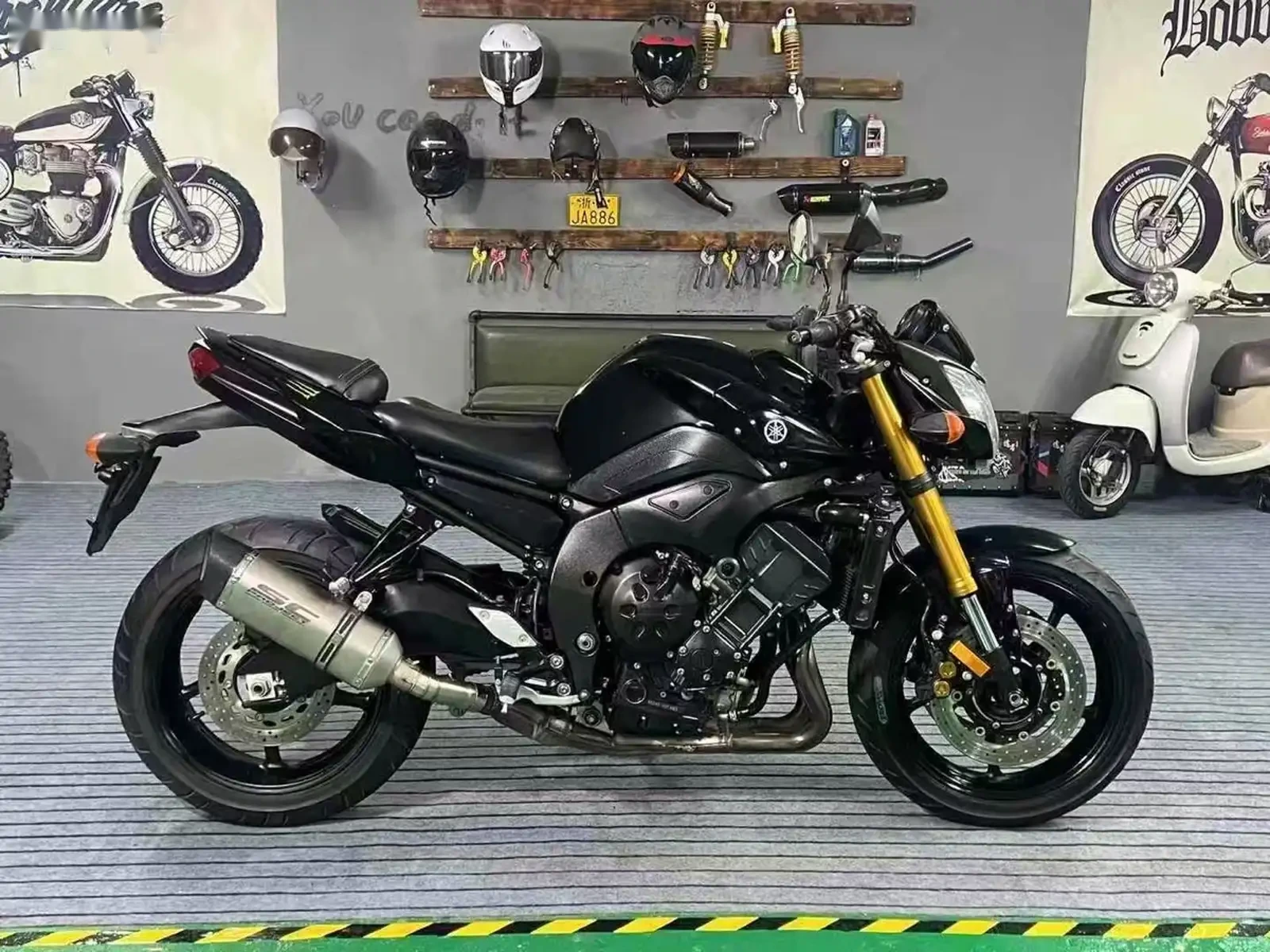 Мотоцикл Kawasaki FZ-8N — фото 4