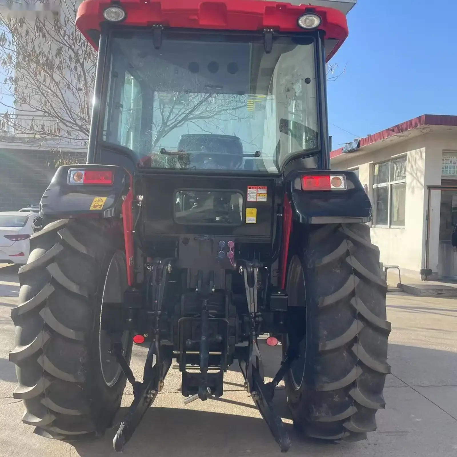Трактор Yto 1404 — фото 6