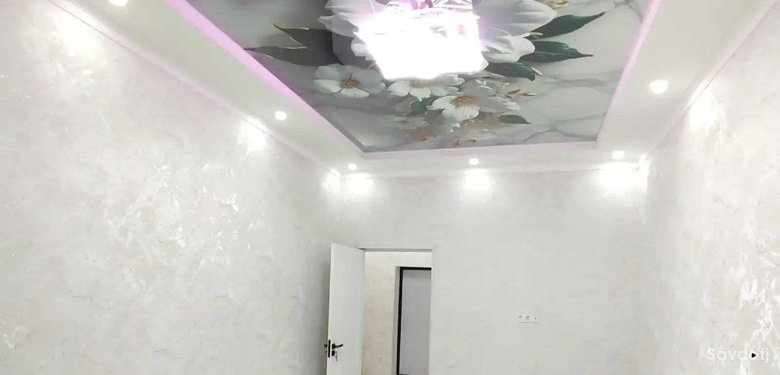 2-комн. квартира, 1 этаж, 53 м², 1 мкр