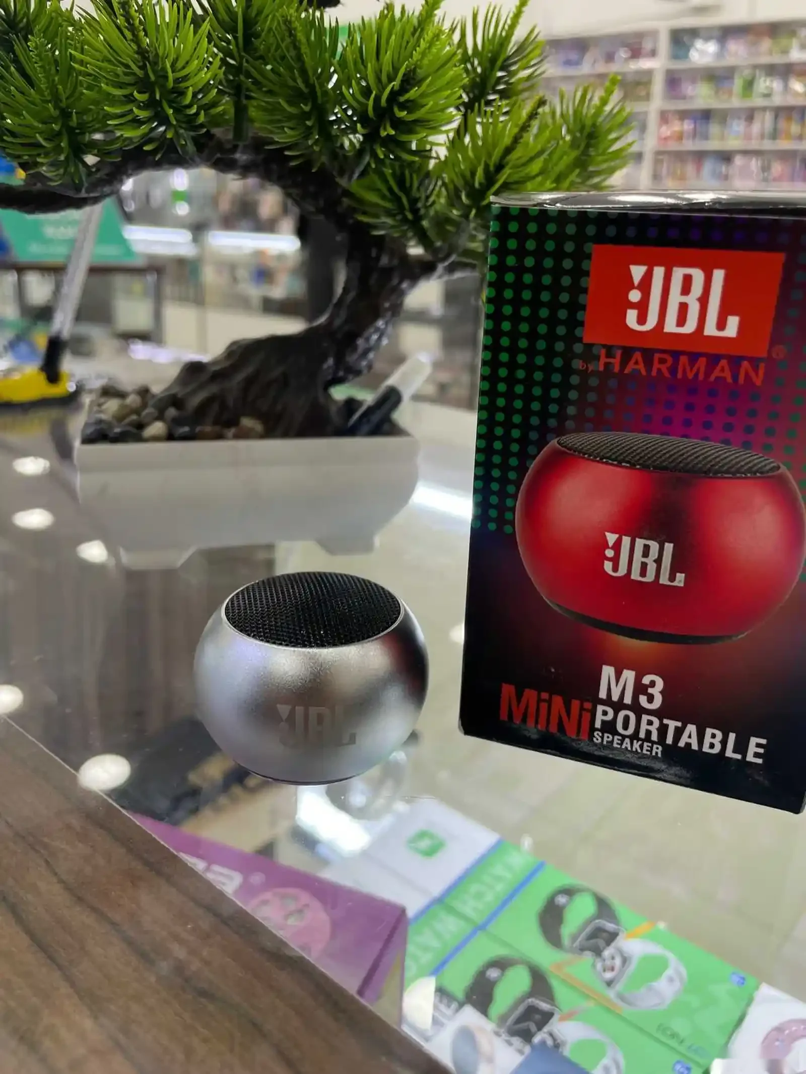Портативная Bluetooth-колонка JBL Mini — фото 2