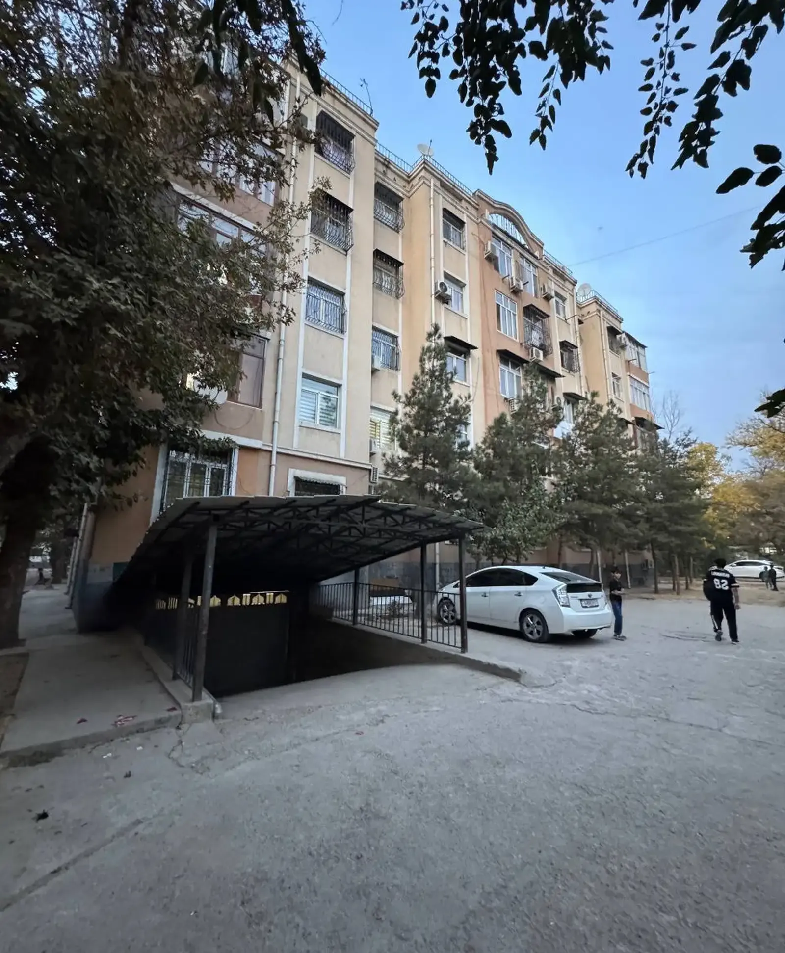 Помещение под свободное назначение, 340м², Сино