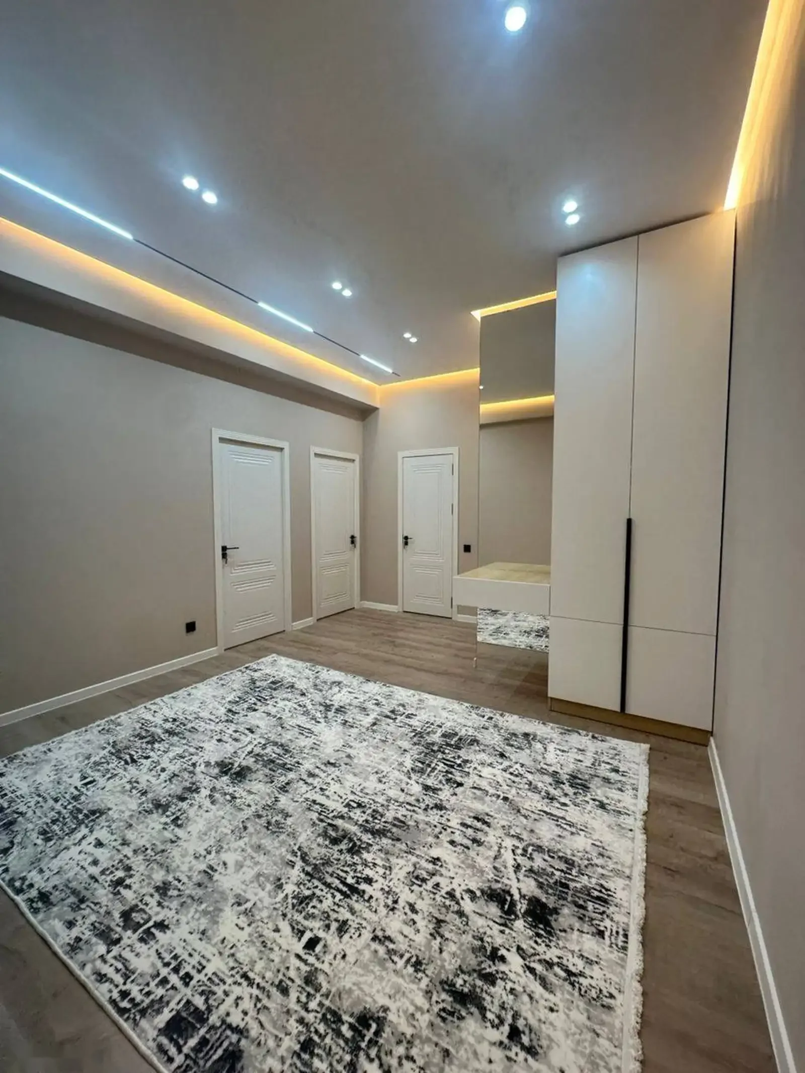 2-комн. квартира, 9 этаж, 71 м², Шохмансур — фото 8