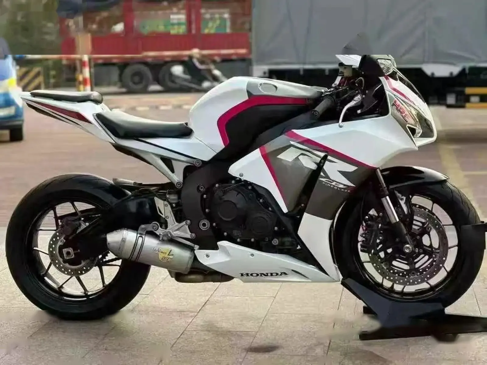 Мотоцикл Honda CBR