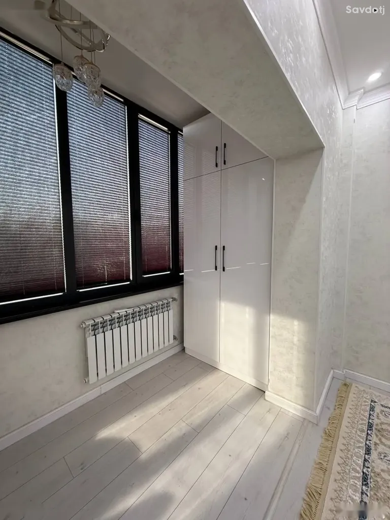 2-комн. квартира, 3 этаж, 71м², сино