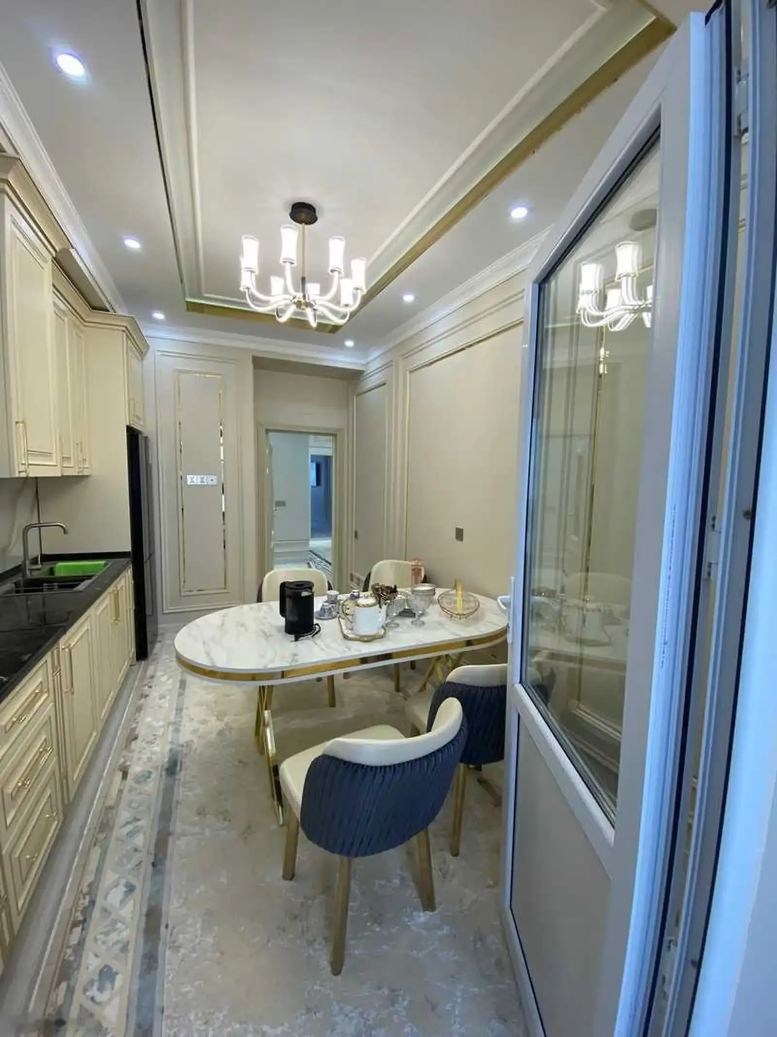 2-комн. квартира, 8 этаж, 99м², Белый городок сафо