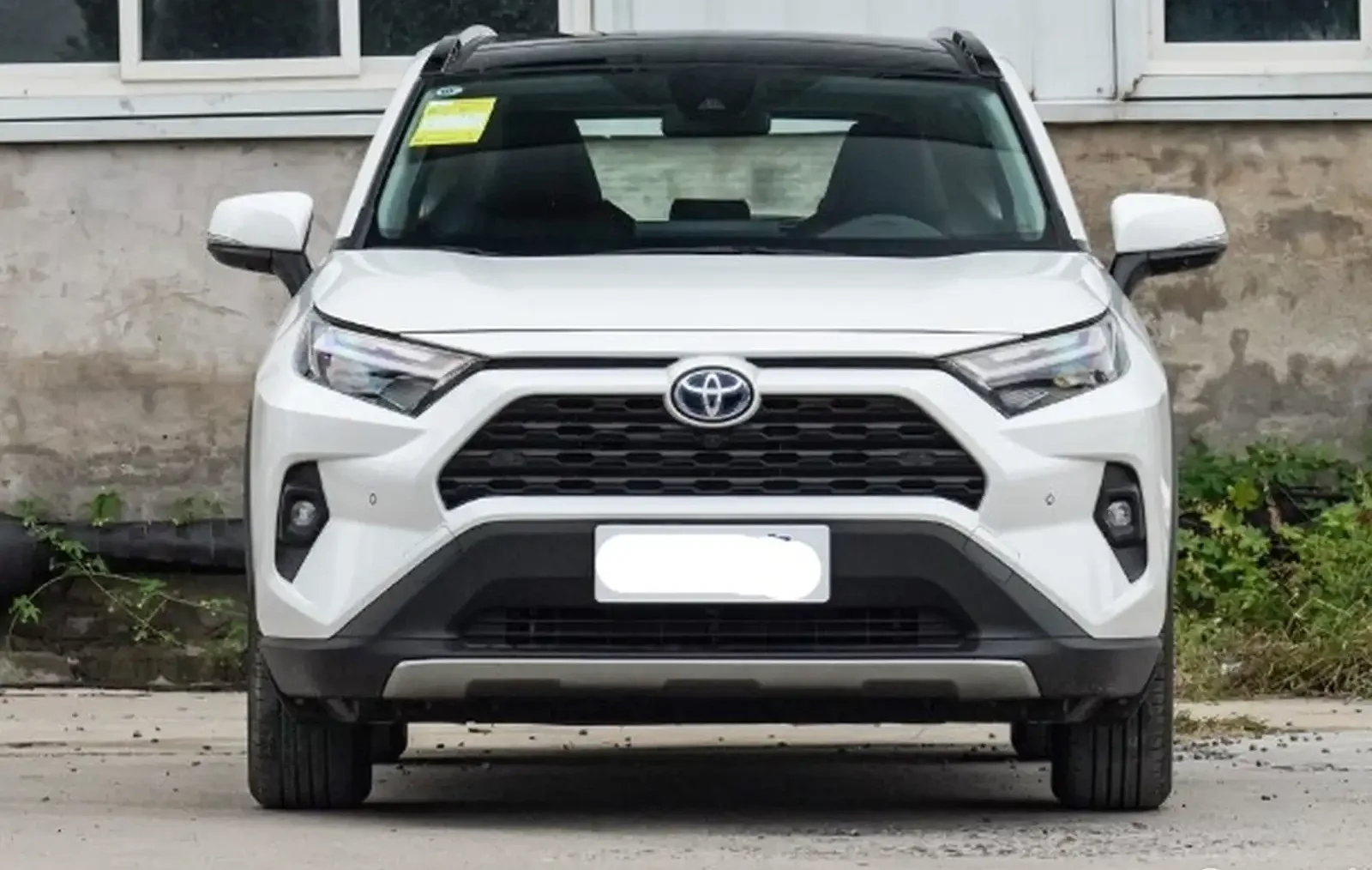 Toyota RAV 4, 2025