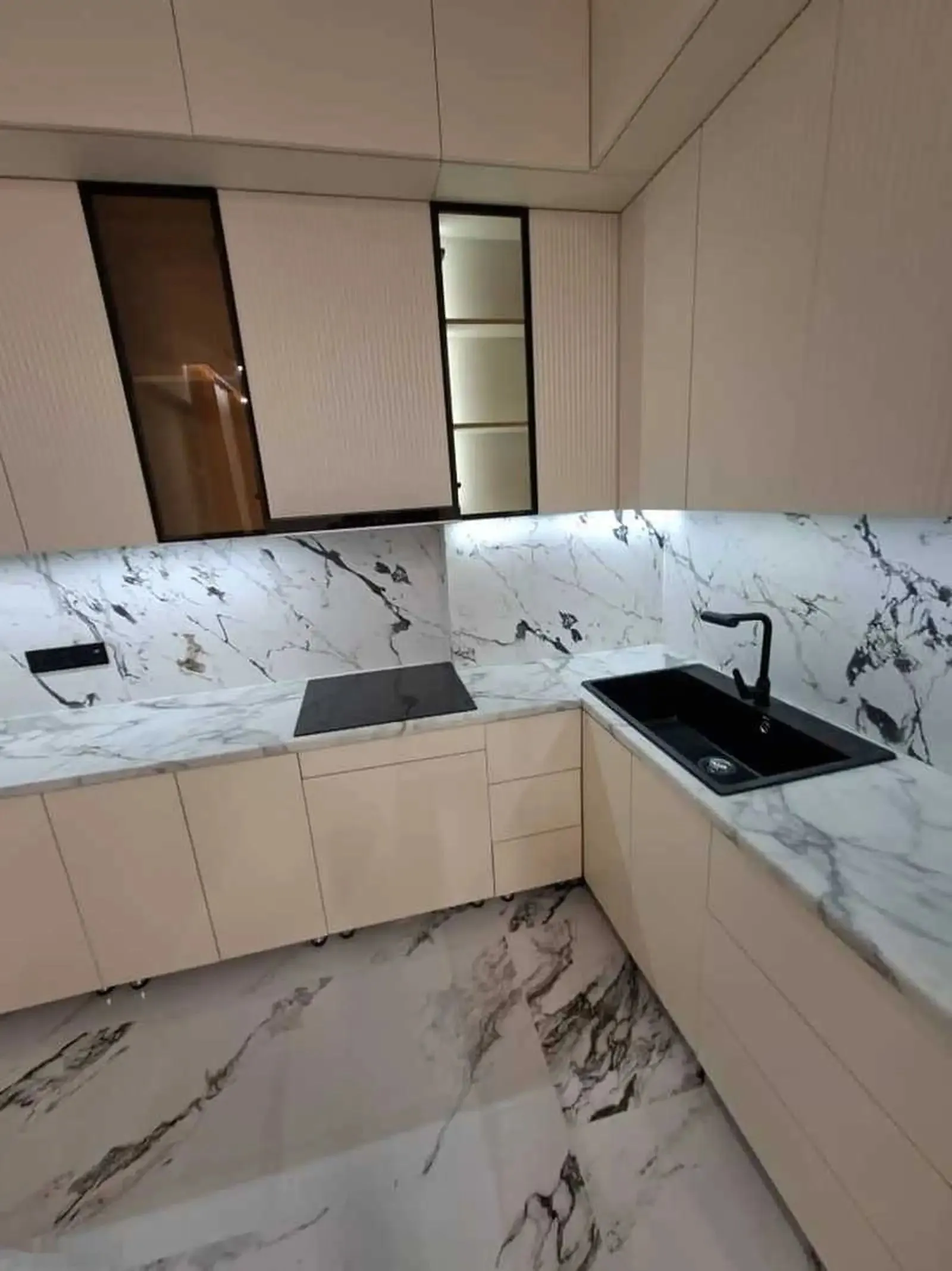 3-комн. квартира, 16 этаж, 83м², Шохмансур, Пайкар