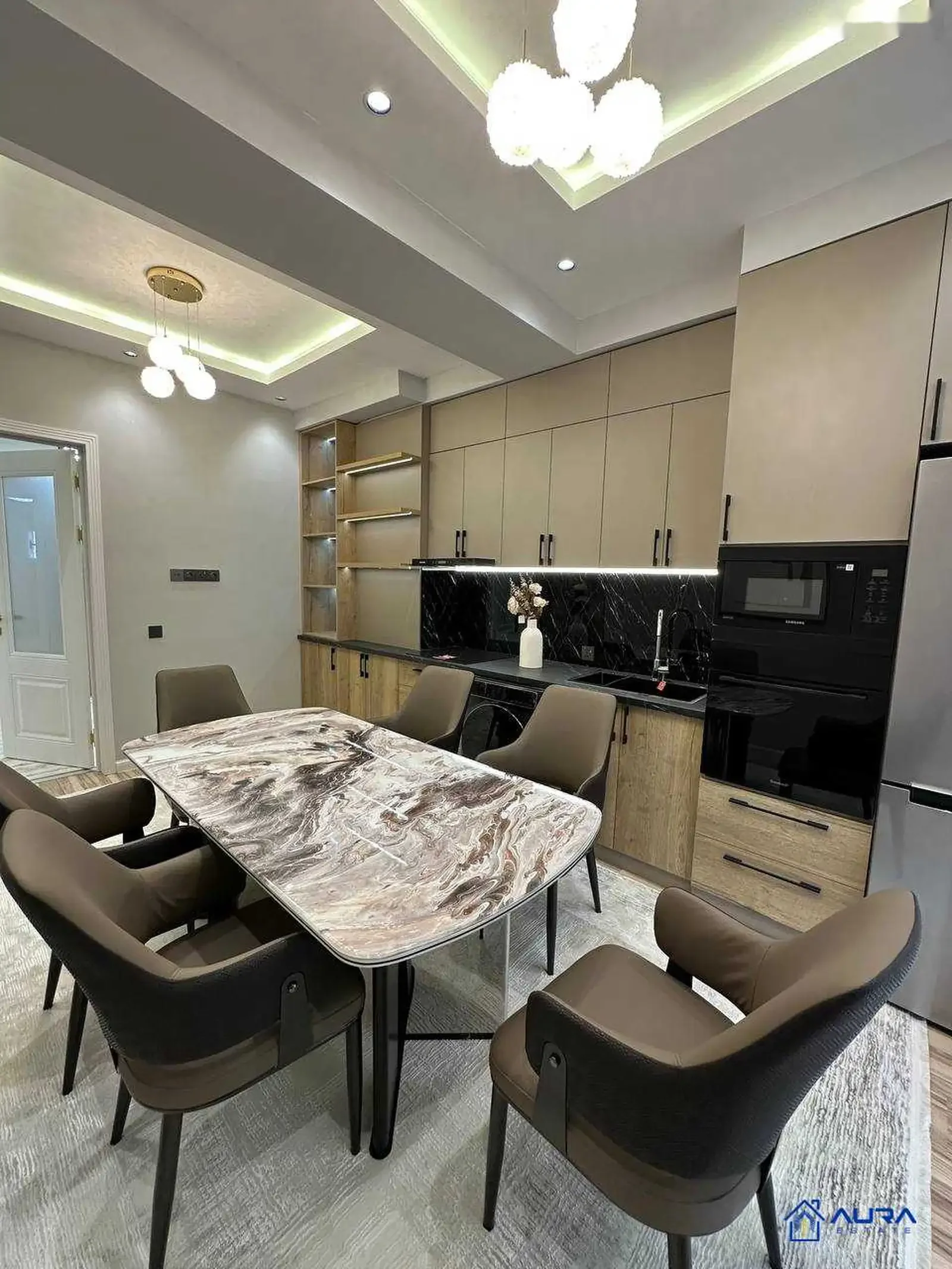 3-комн. квартира, 11 этаж, 114 м², И Сомони Селхоз Иститут — фото 2