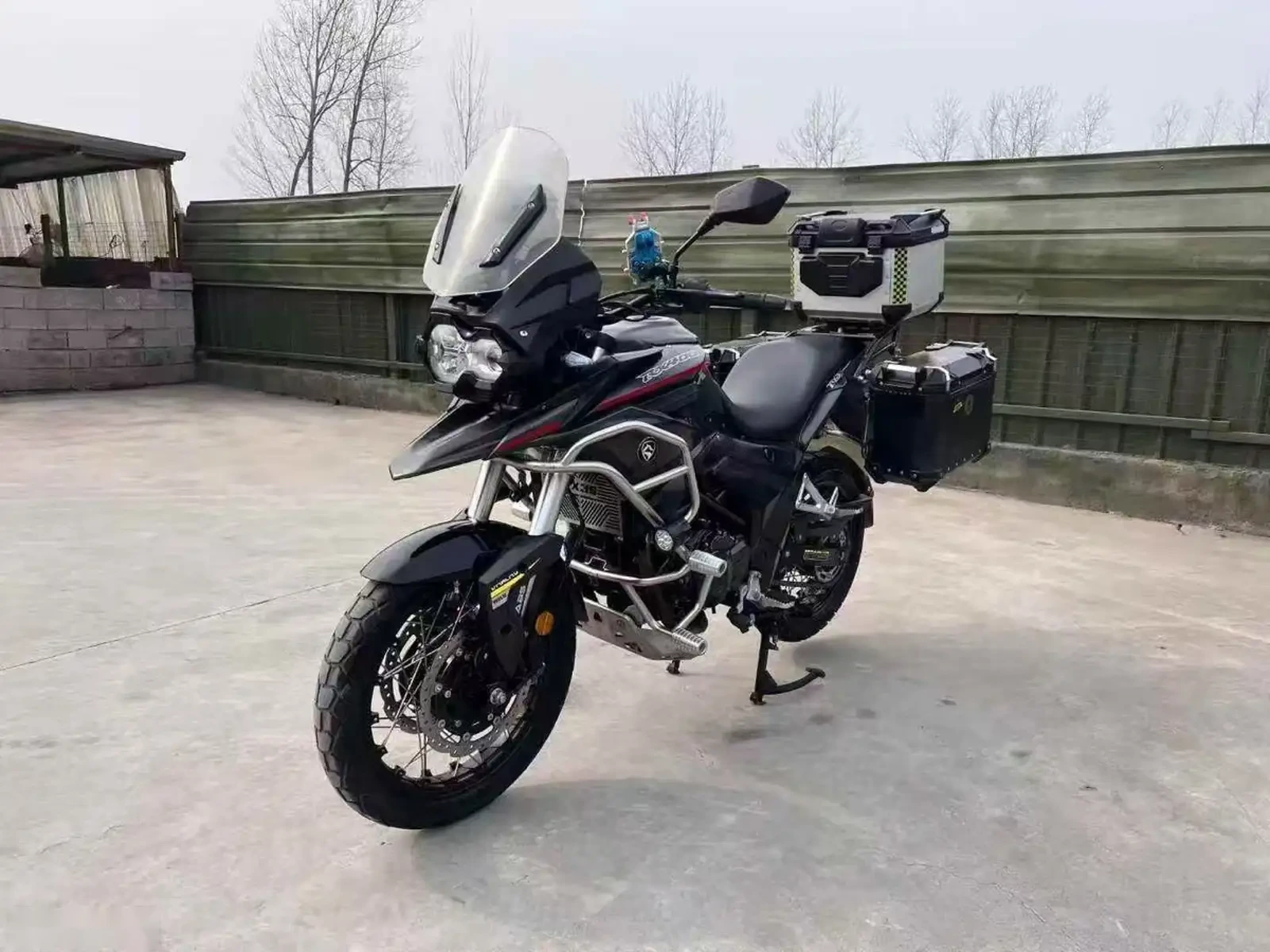 Мотоцикл Suzuki — фото 2