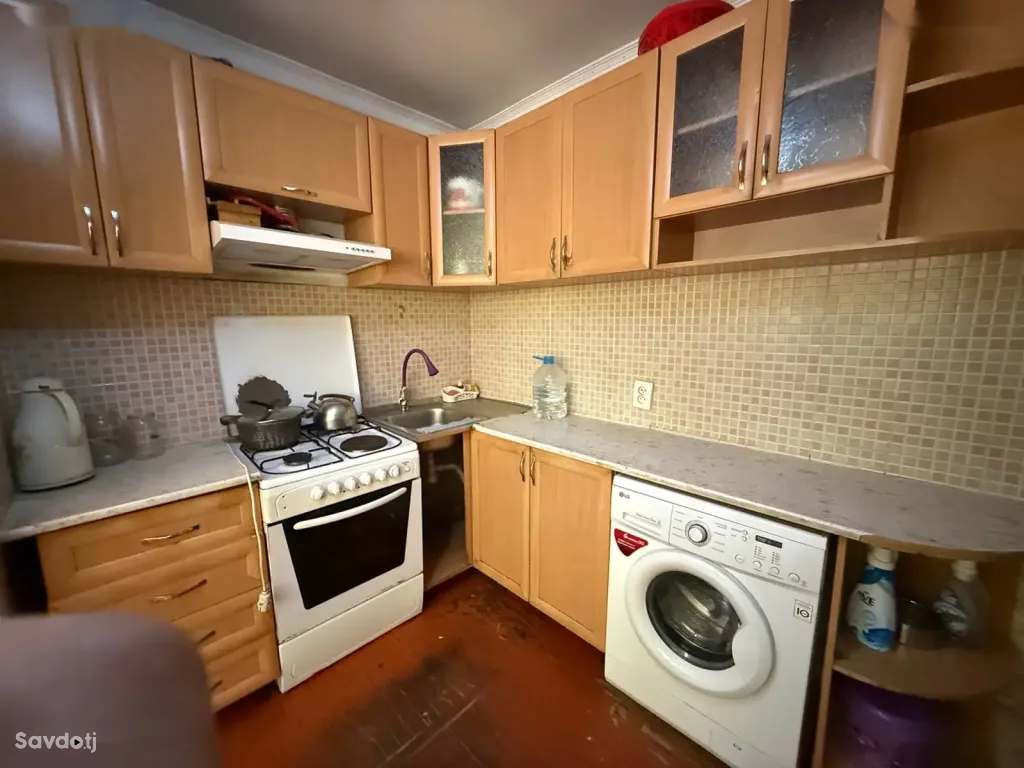 2-комн. квартира, 2 этаж, 60м², сино