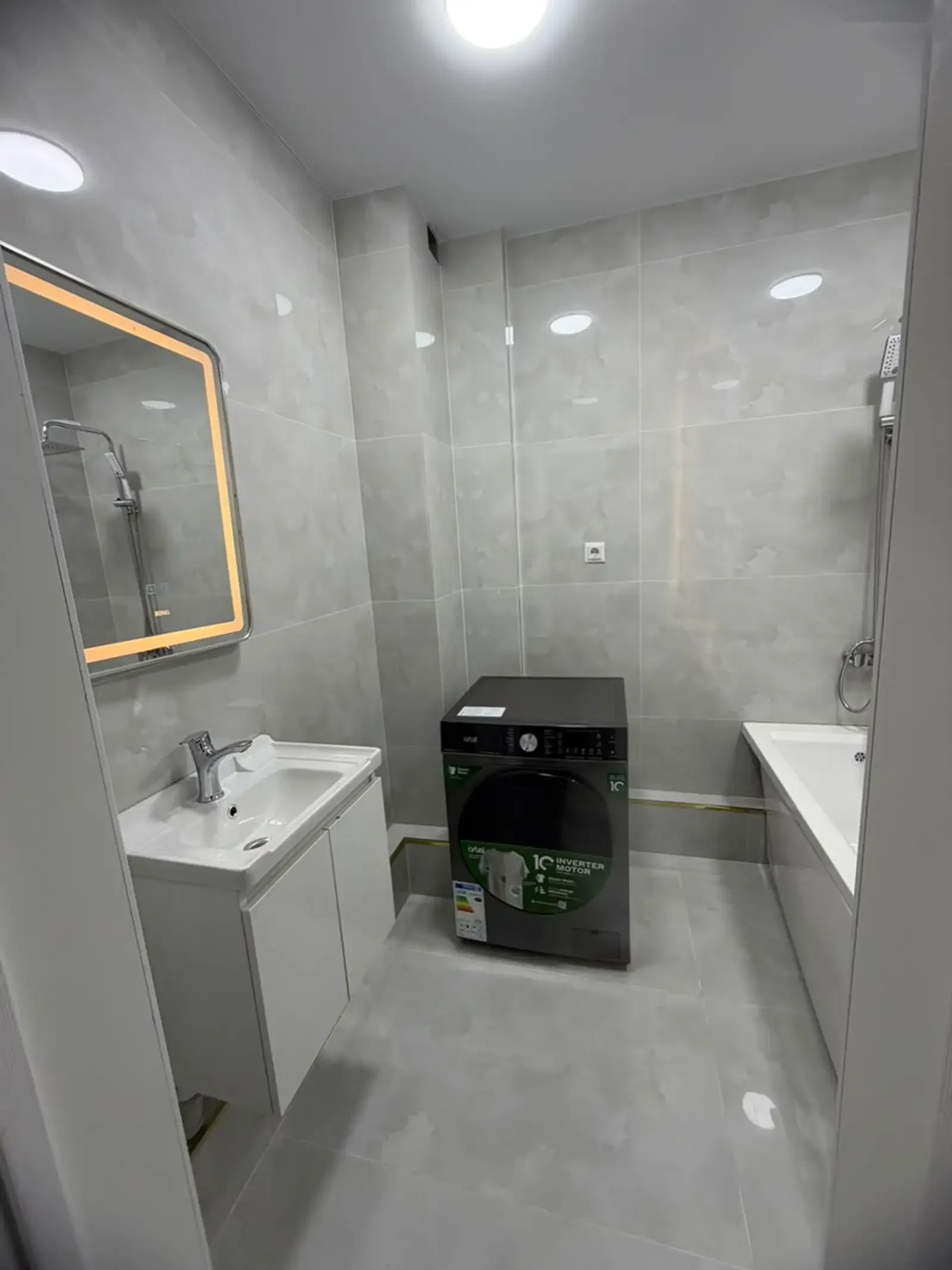 2-комн. квартира, 14 этаж, 60м², Овир Гранд Отель — фото 7