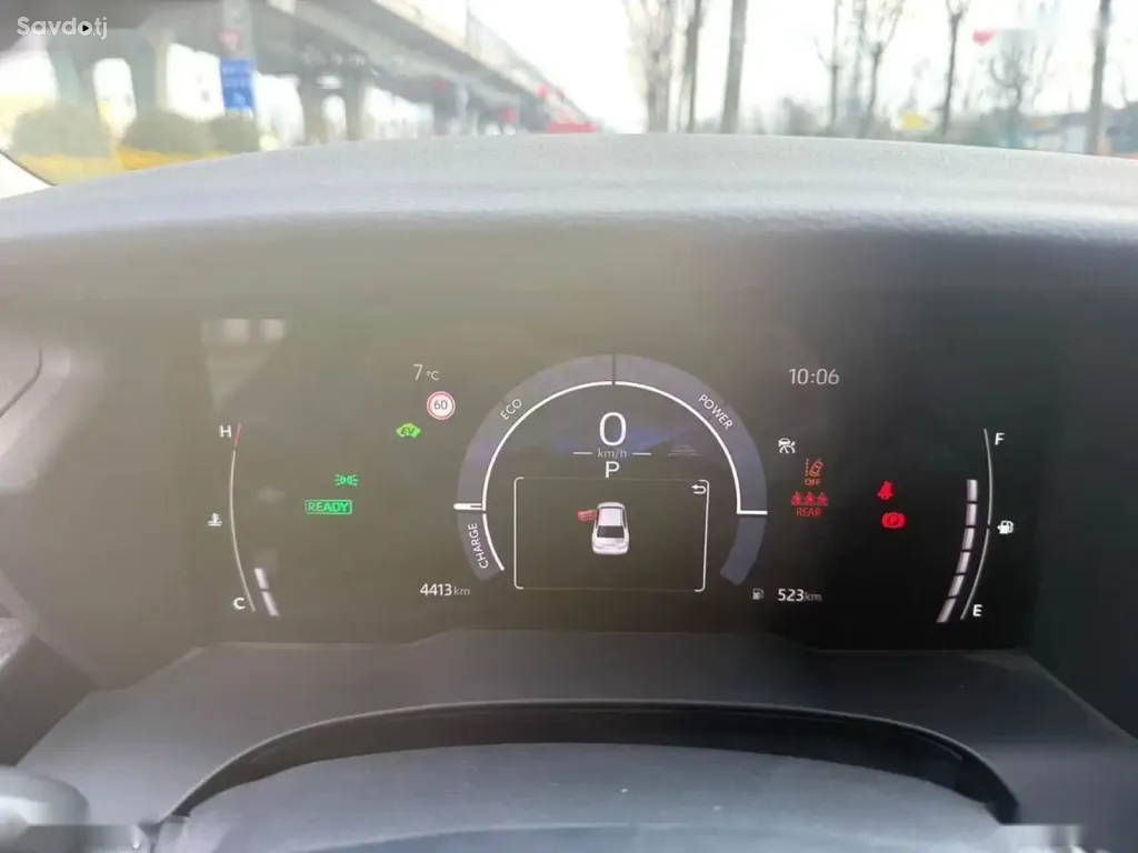 Toyota Camry, 2025