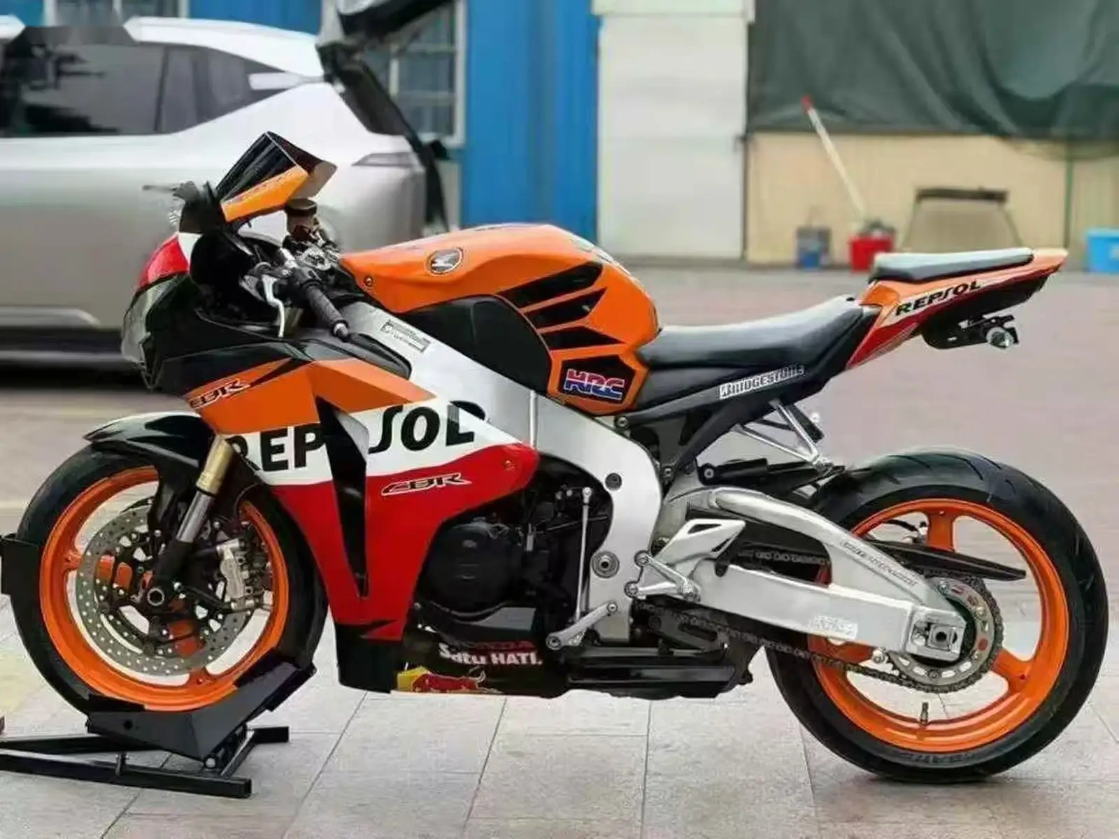 Мотоцикл Honda CBR1000 — фото 4